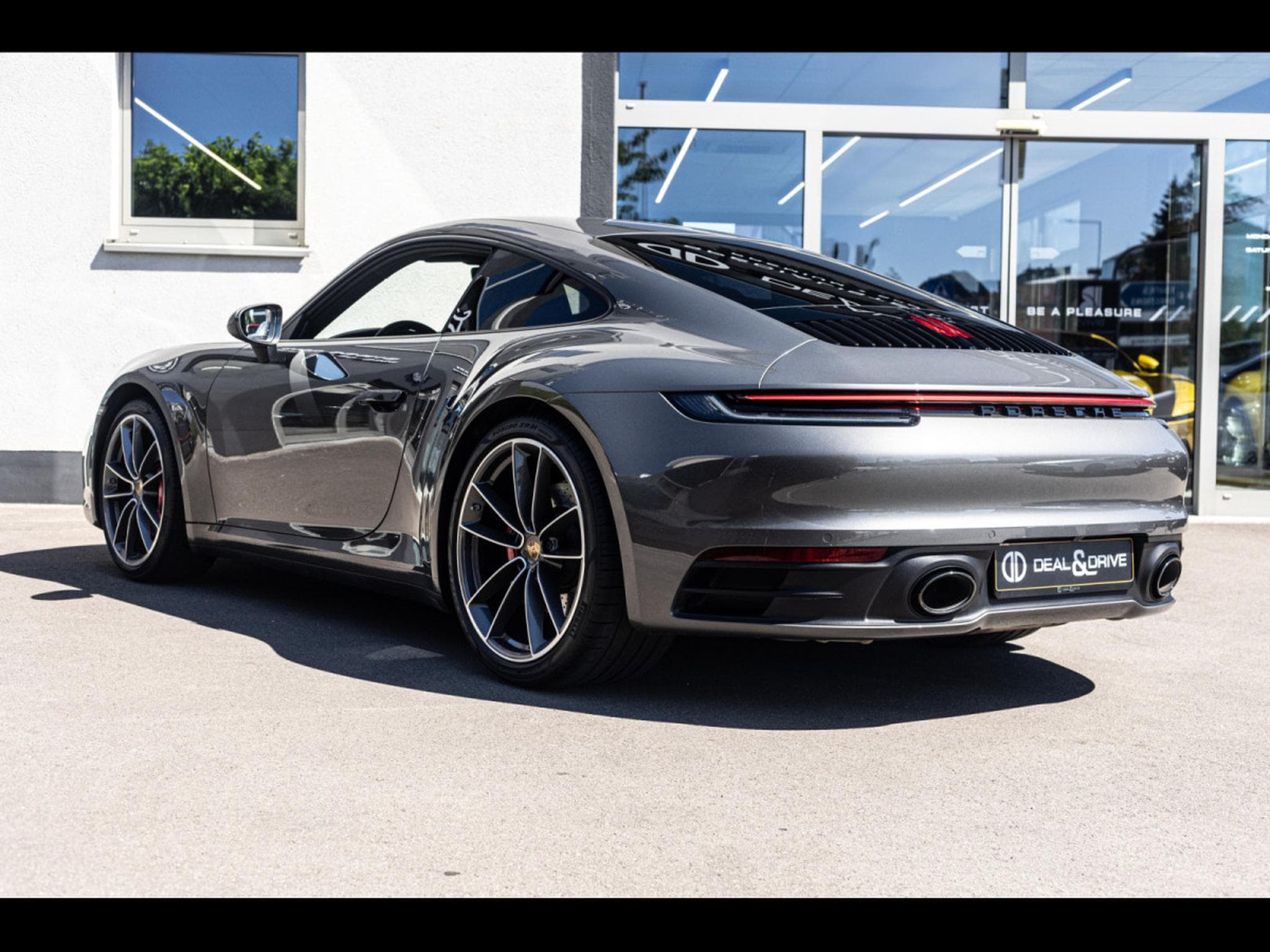 Porsche 911 .1 911 CARRERA S COUPE PDK (450 CH) - QUARTZ GREY METALLIC (2021) - Photo 3