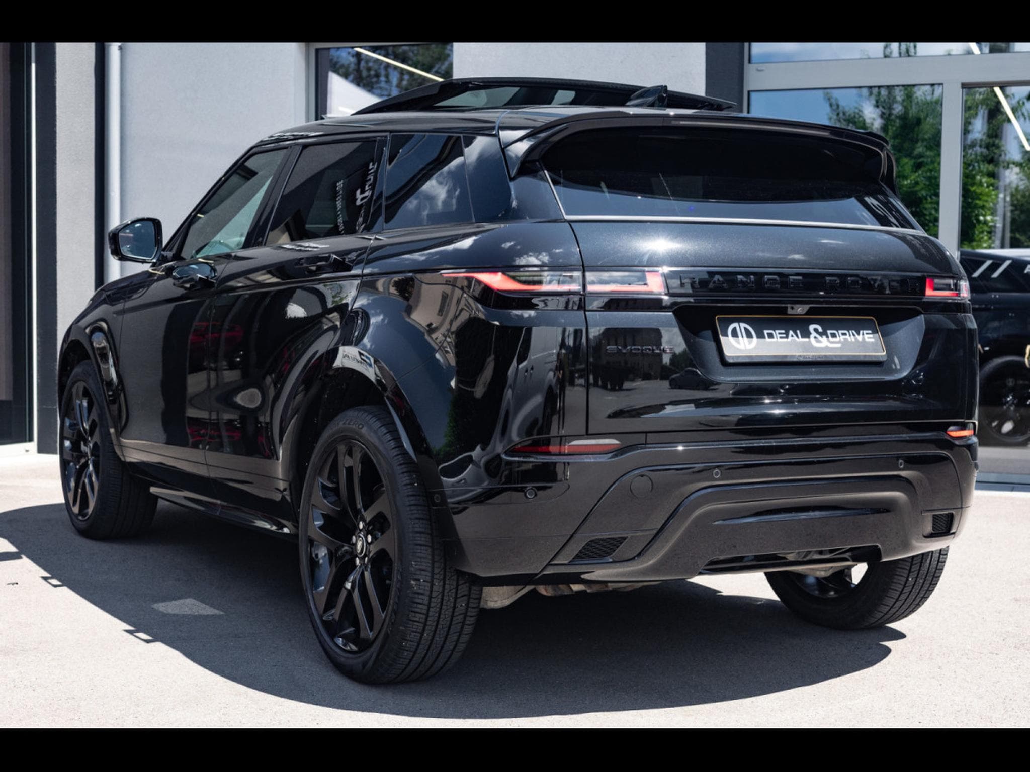Land-Rover Range Rover Evoque D200 MHEV HSE AWD - PACK BLACK (2024) - Foto 3