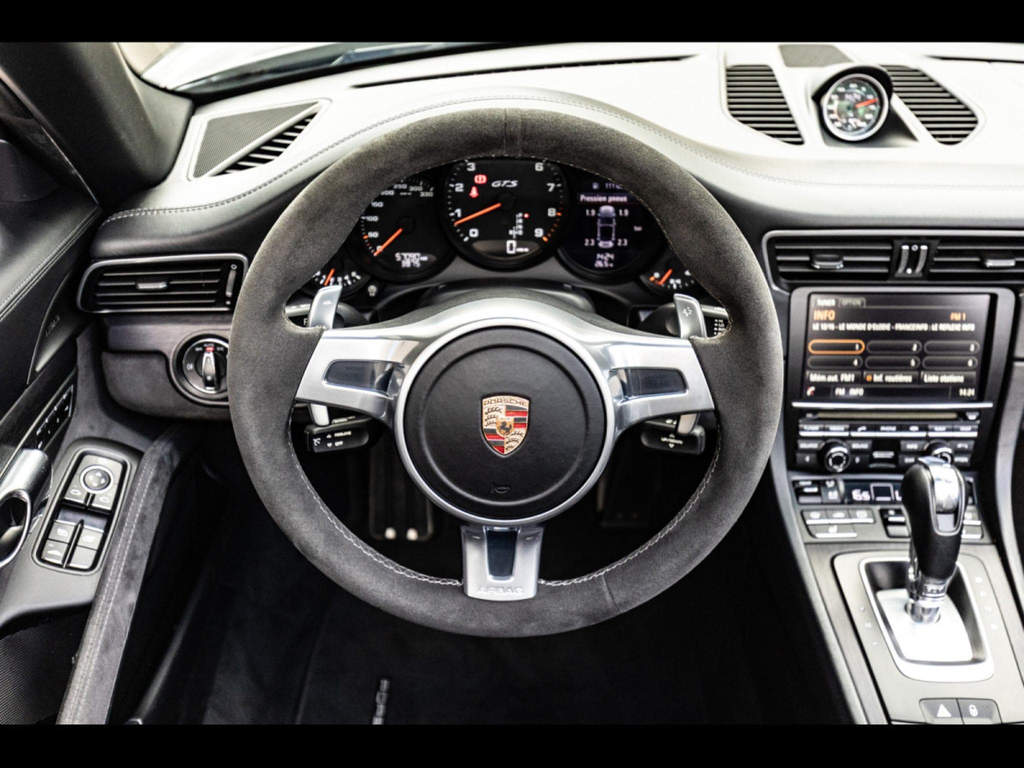 Porsche 911 911 (991.1) CARRERA 4 GTS CABRIOLET 3.8 PDK - GT-SILVER (2015) - Foto 13