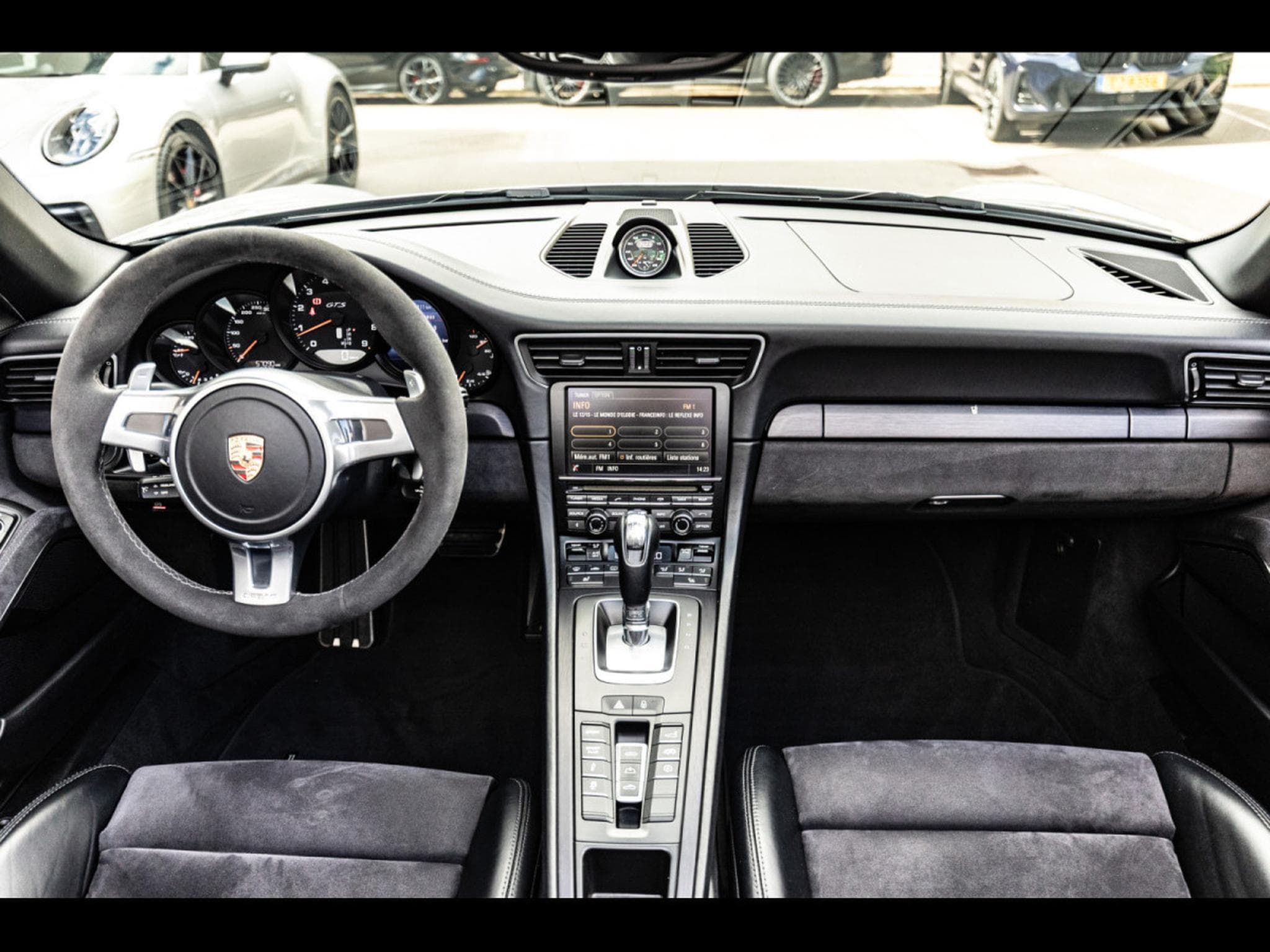 Porsche 911 991.1 CARRERA 4 GTS CABRIOLET 3.8 PDK - GT-SILVER (2015) - Foto 15