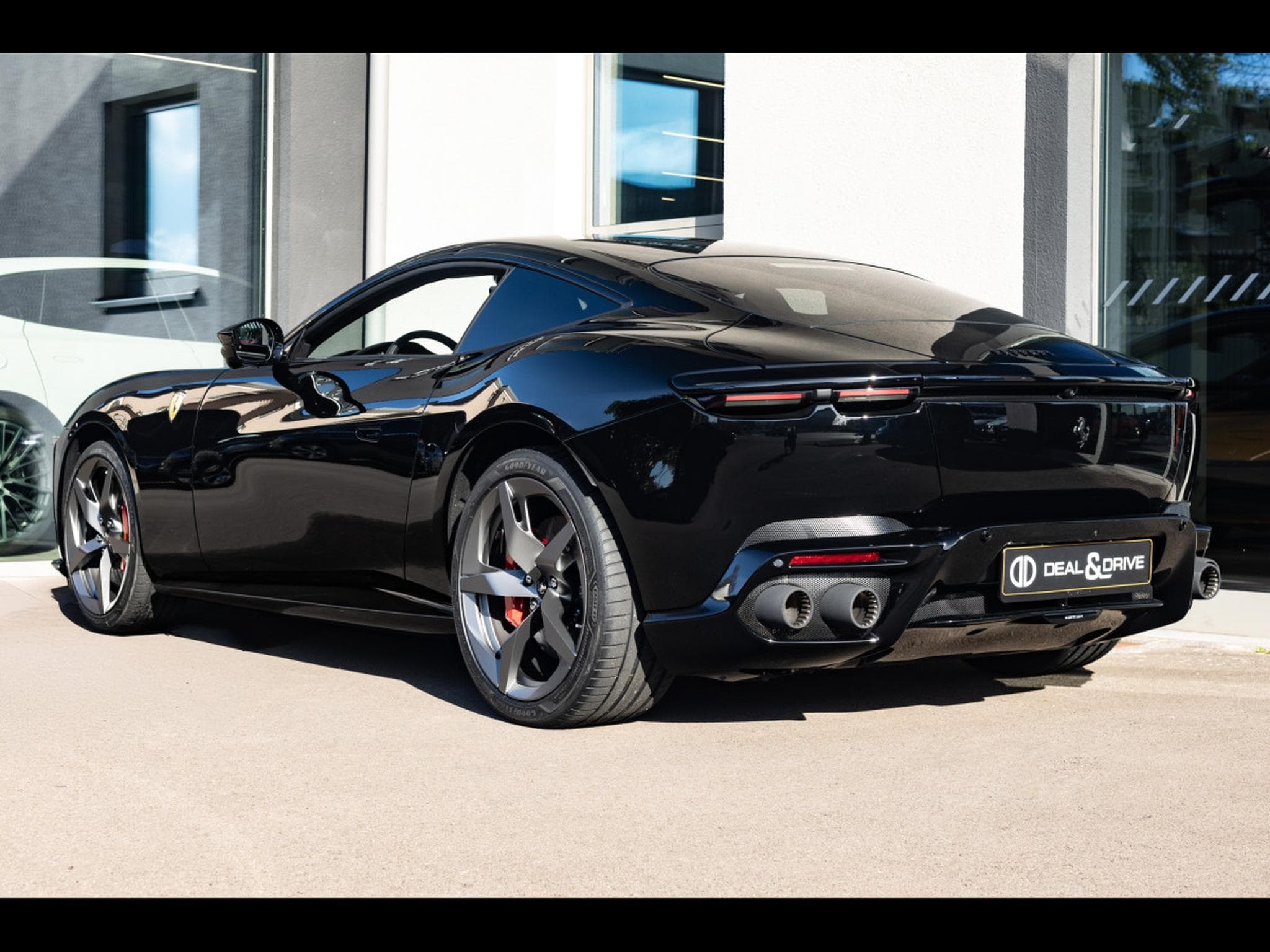 Ferrari Amalfi 3.9 V8 (640 CH) - NERO (2026) - Foto 3