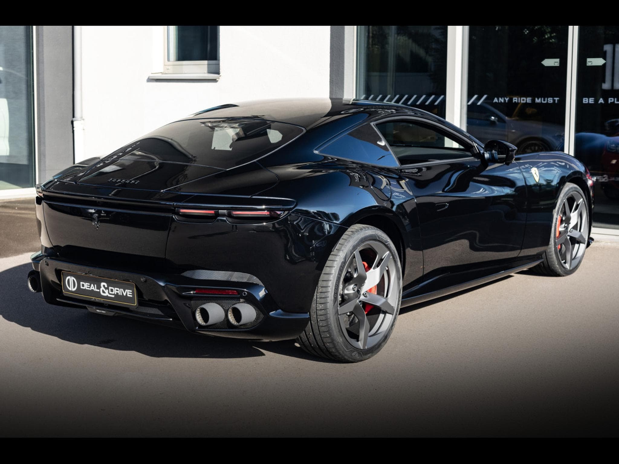 Ferrari Amalfi 3.9 V8 (640 CH) - NERO (2026) - Foto 7