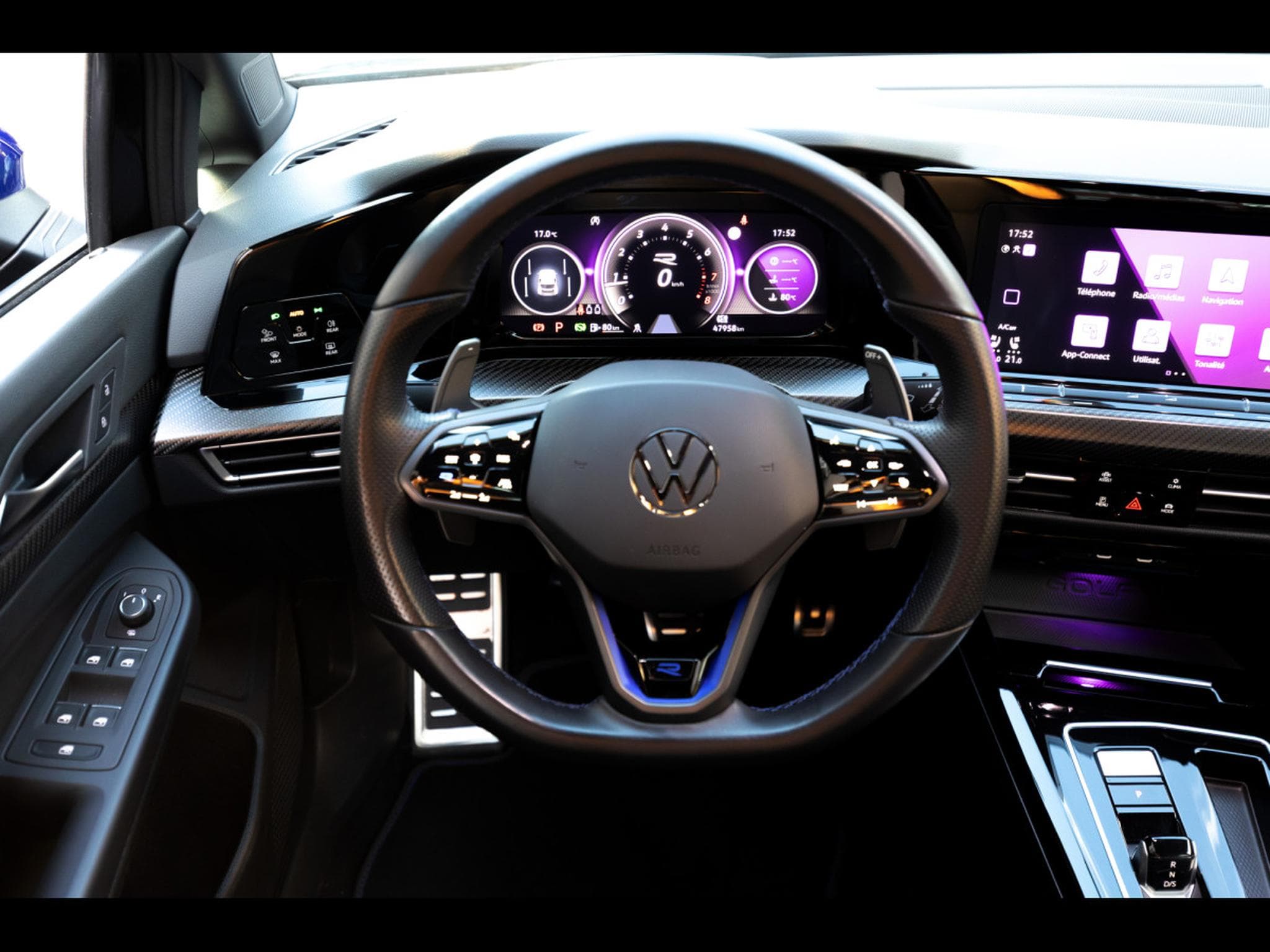 VW Golf R 2.0 TSI DSG7 4MOTION 20 YEARS - PACK R-PERFORMANCE - AKRAP (2024) - Foto 14