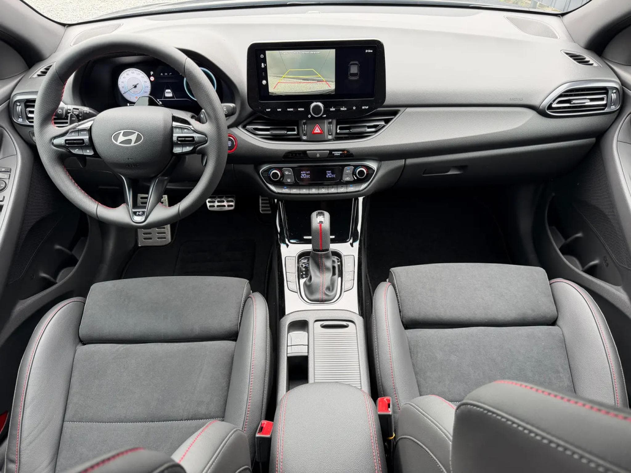 Hyundai i30 1.5 T-GDI 150 DCT N-Line X (2026) - Photo 8