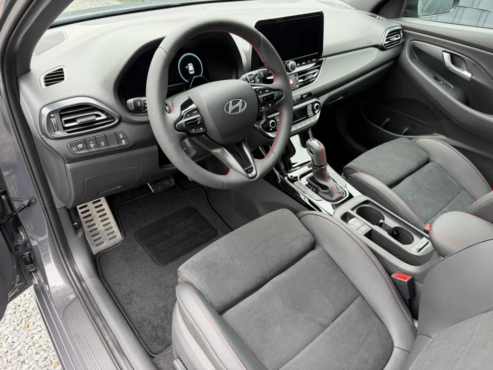 Hyundai i30 1.5 T-GDI 150 DCT N-Line X (2026) - Photo 12