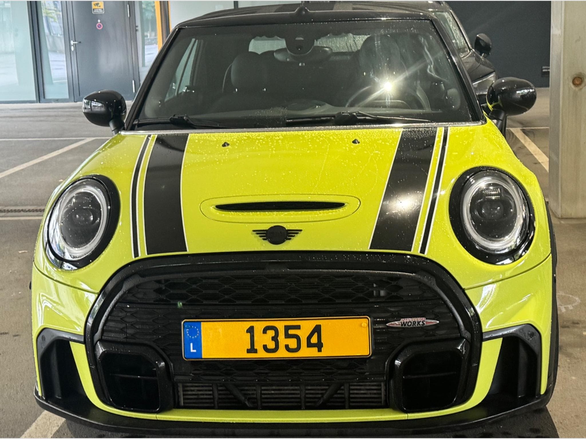 Mini Cabrio Cooper JCW (2022) - Photo 1