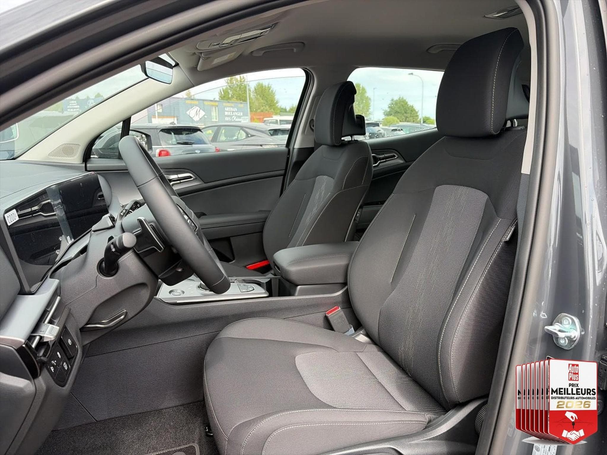 Kia SPORTAGE 1.6 HYBRIDE 239 ACTIVE (2026) - Foto 12