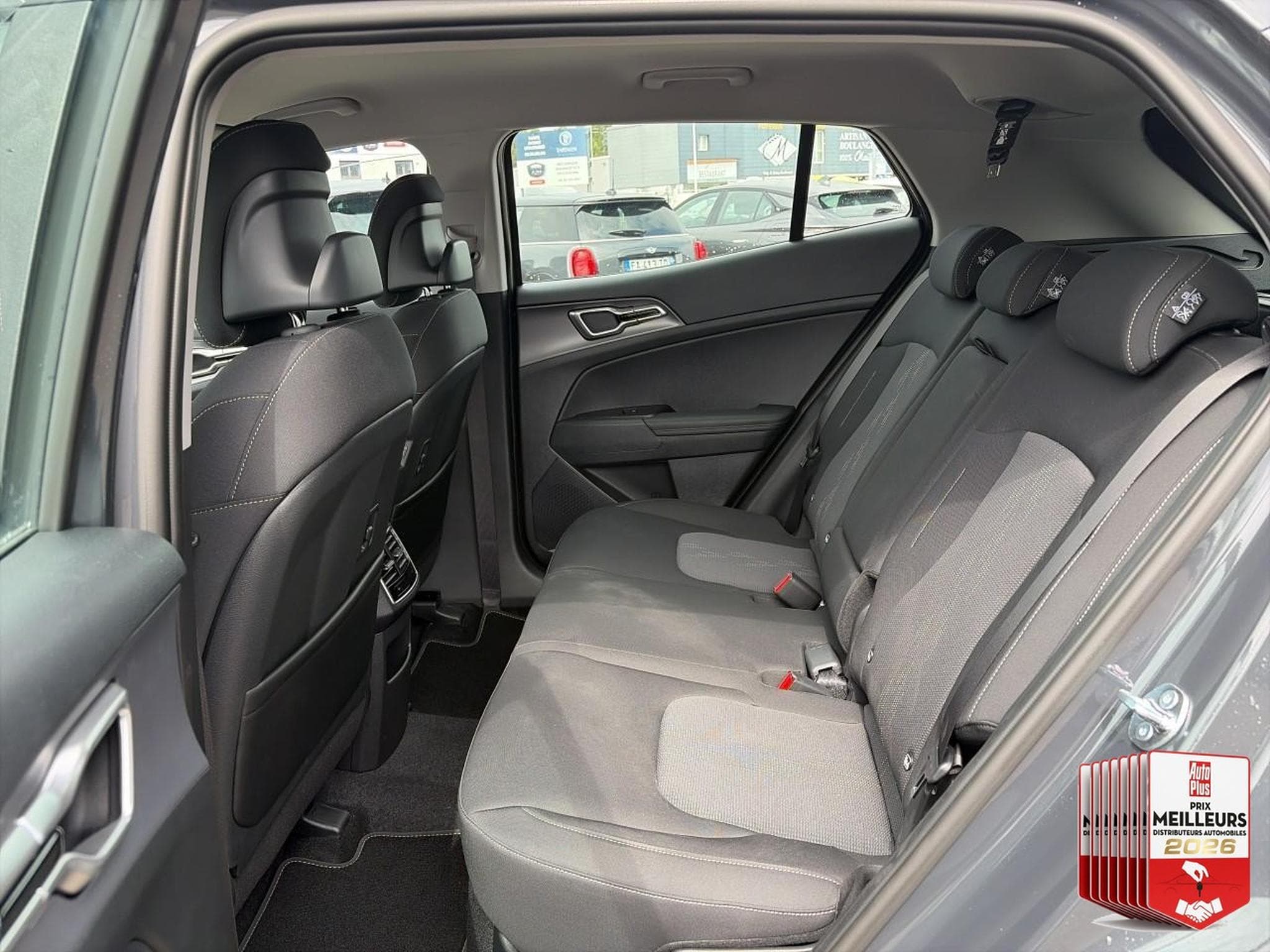 Kia SPORTAGE 1.6 HYBRIDE 239 ACTIVE (2026) - Foto 14