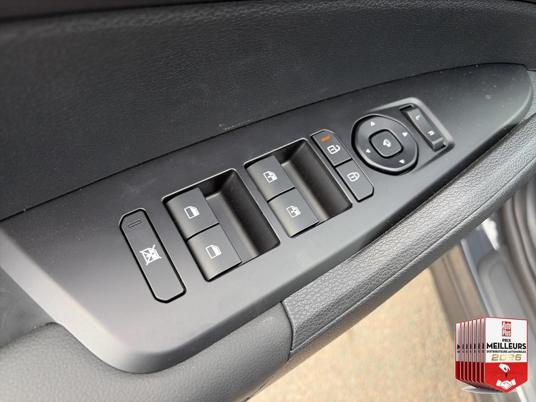 Kia SPORTAGE 1.6 HYBRIDE 239 ACTIVE (2026) - Foto 11