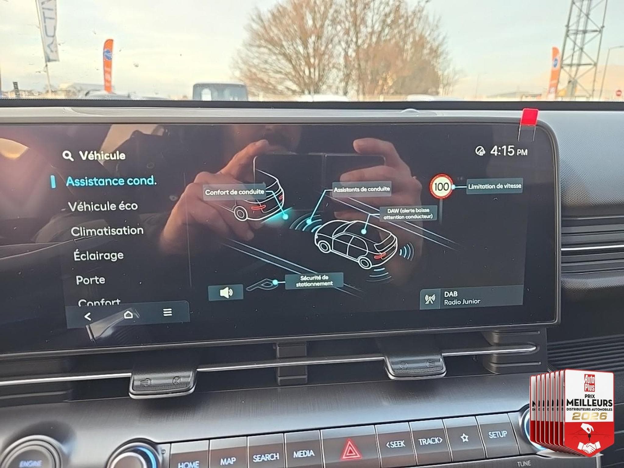 Hyundai KONA 1.6 GDI 138 HYBRID CREATIVE DCT-6 (2025) - Foto 28