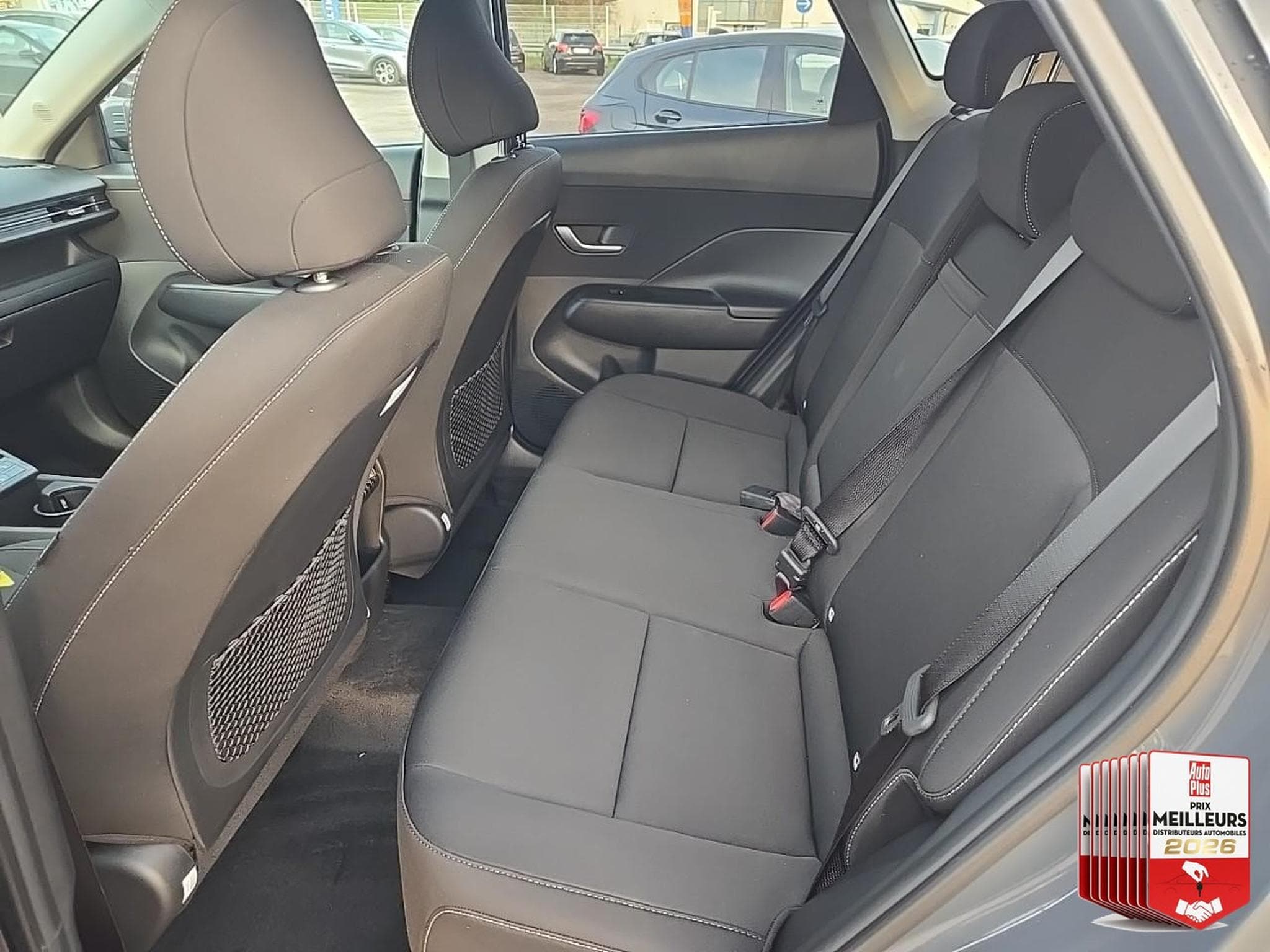 Hyundai KONA 1.6 GDI 138 HYBRID CREATIVE DCT-6 (2025) - Foto 32