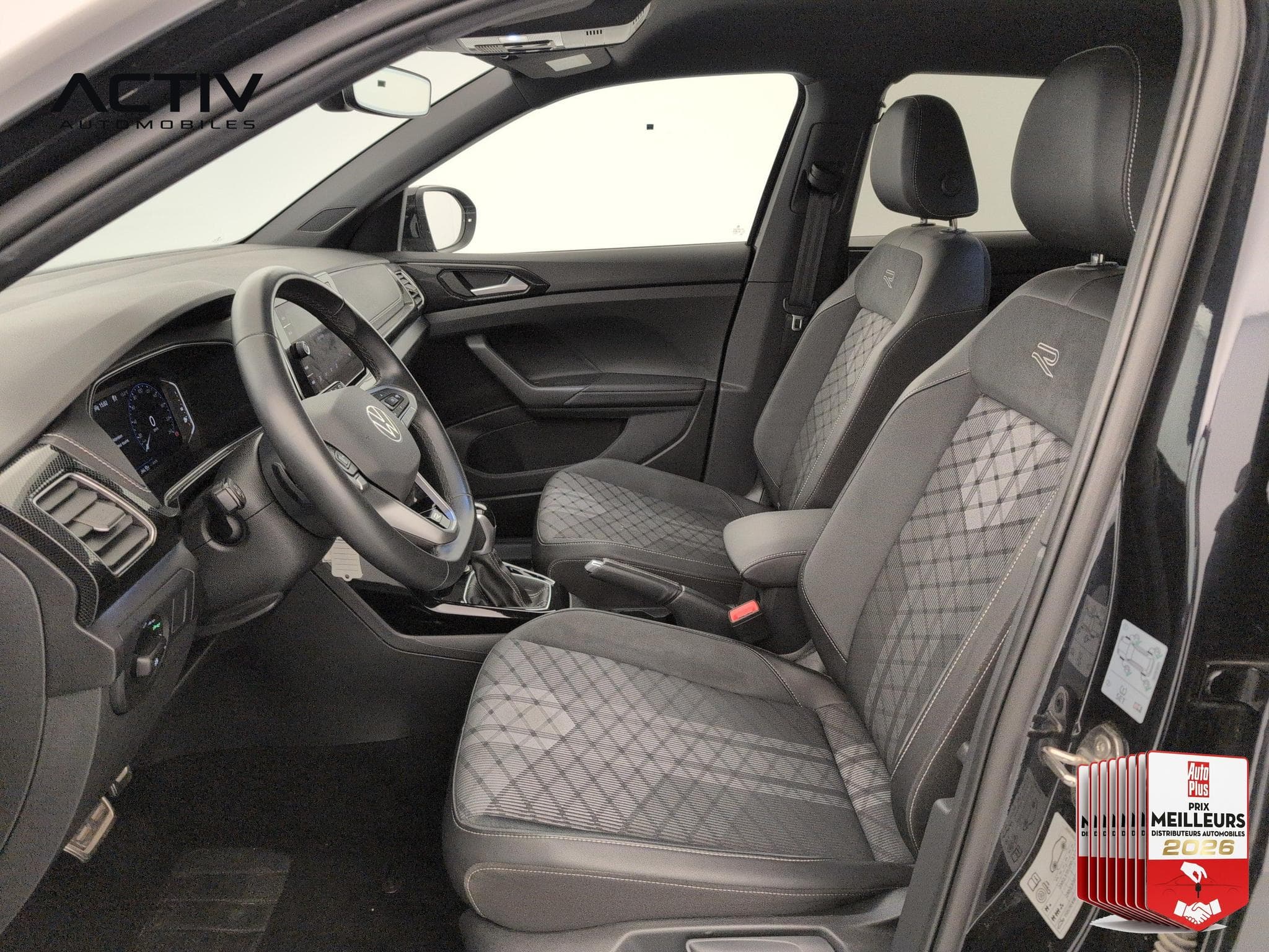 VW T-cross 1.0 TSI 116 Start/Stop DSG7 R-Line (2025) - Photo 16