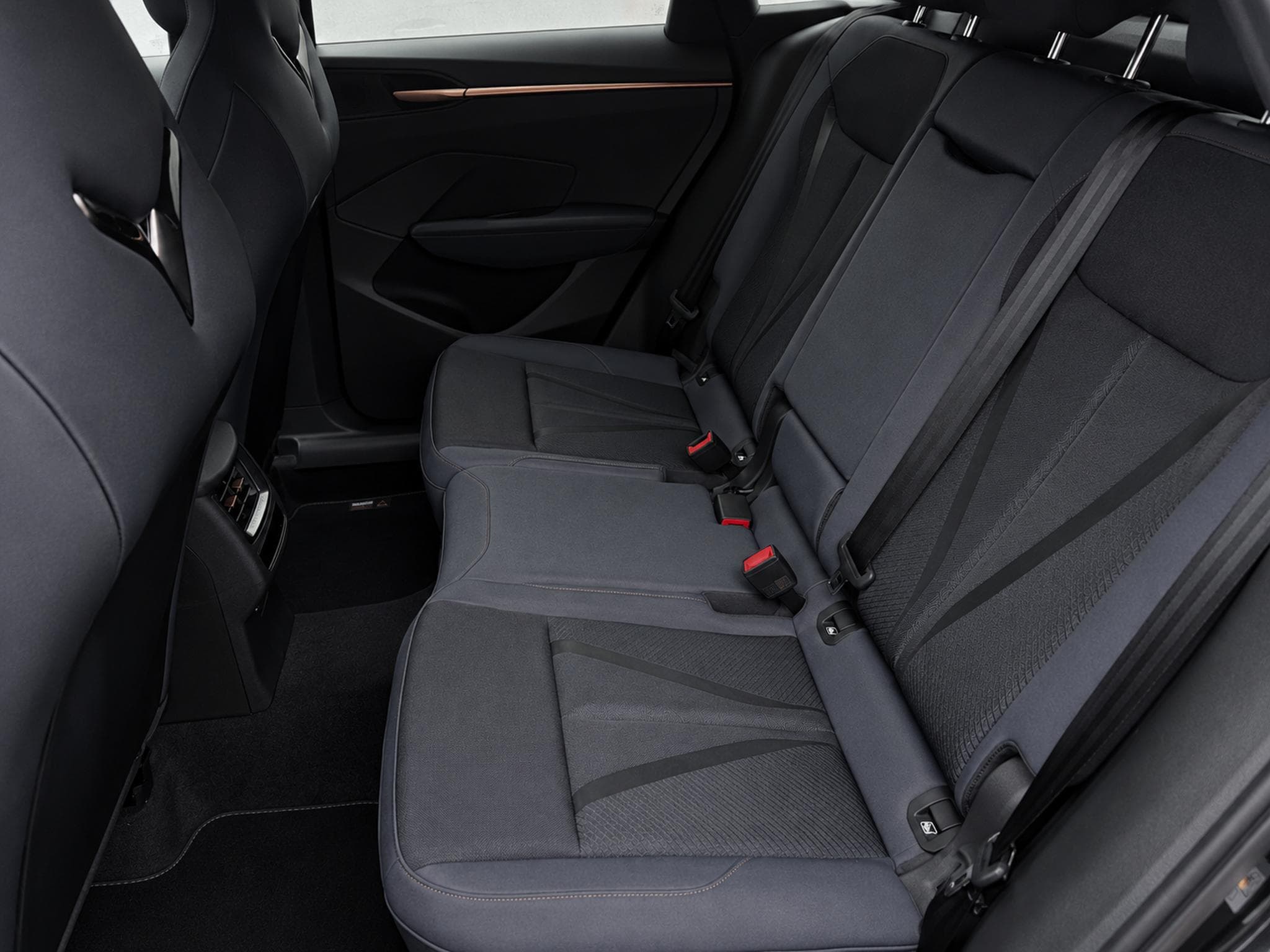 Cupra Terramar VZ 2.0 TSI 265 DSG7 4drive (2026) - Photo 6