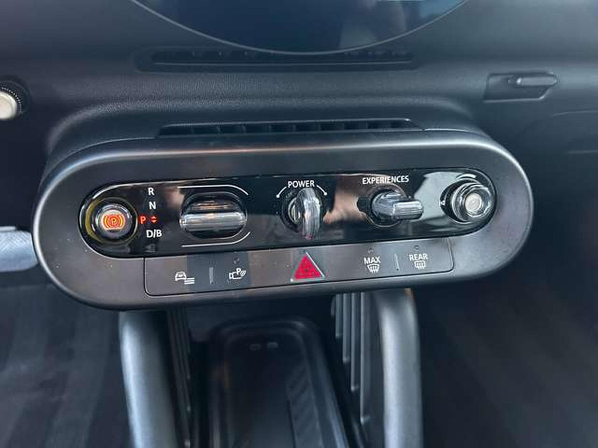 MINI Aceman ÉLECTRIQUE 50 KWH – MODÈLE SE – 218 CV (2025) - Photo 9