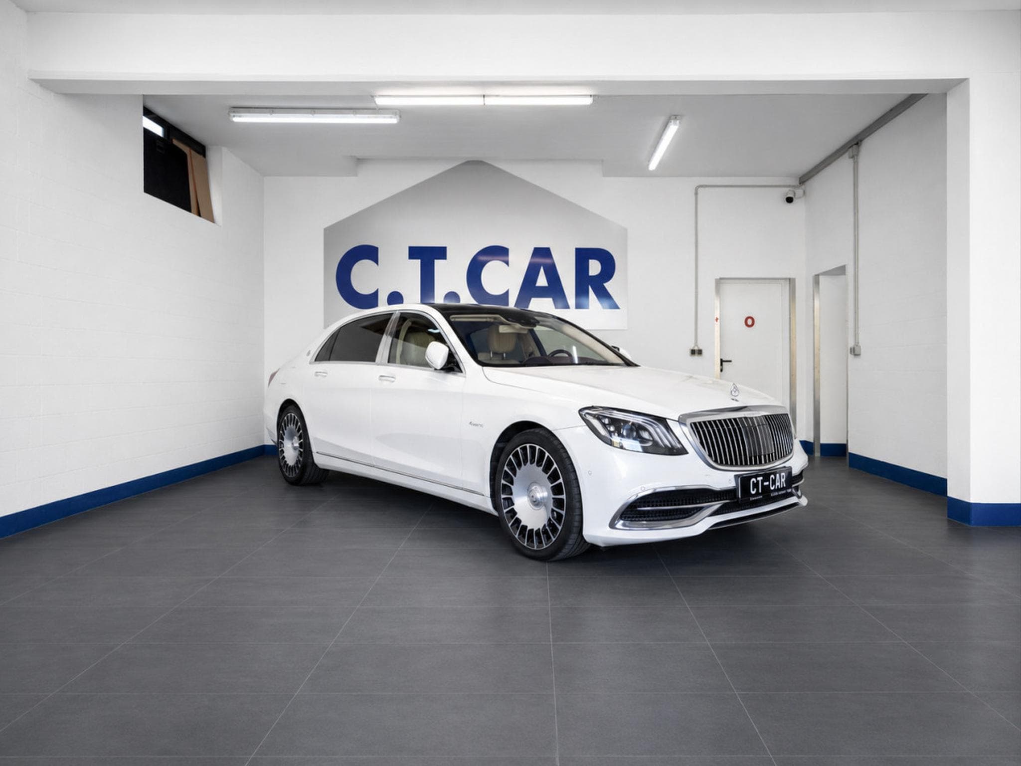 Maybach S 560 Limousine 4Matic-PANO/BURMESTER/MASSAGE/DVD/Voll (2018) - Photo 1