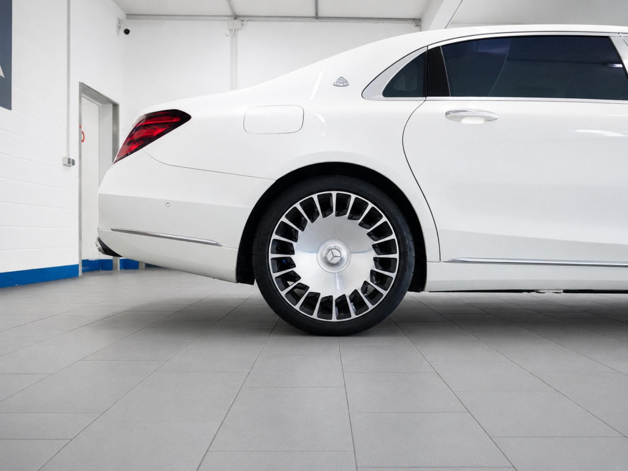 Maybach S 560 Limousine 4Matic-PANO/BURMESTER/MASSAGE/DVD/Voll (2018) - Photo 8
