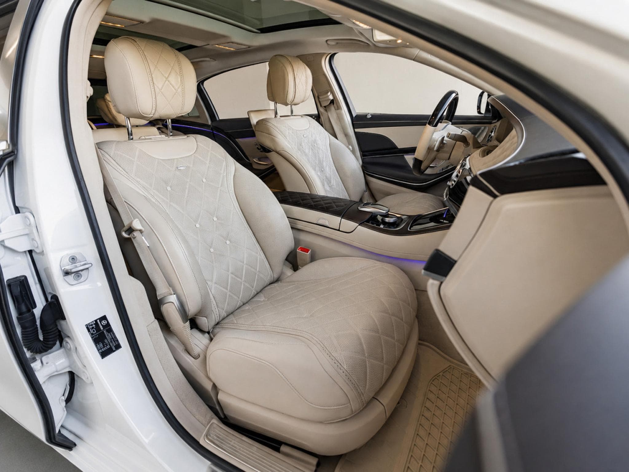 Maybach S 560 Limousine 4Matic-PANO/BURMESTER/MASSAGE/DVD/Voll (2018) - Photo 14