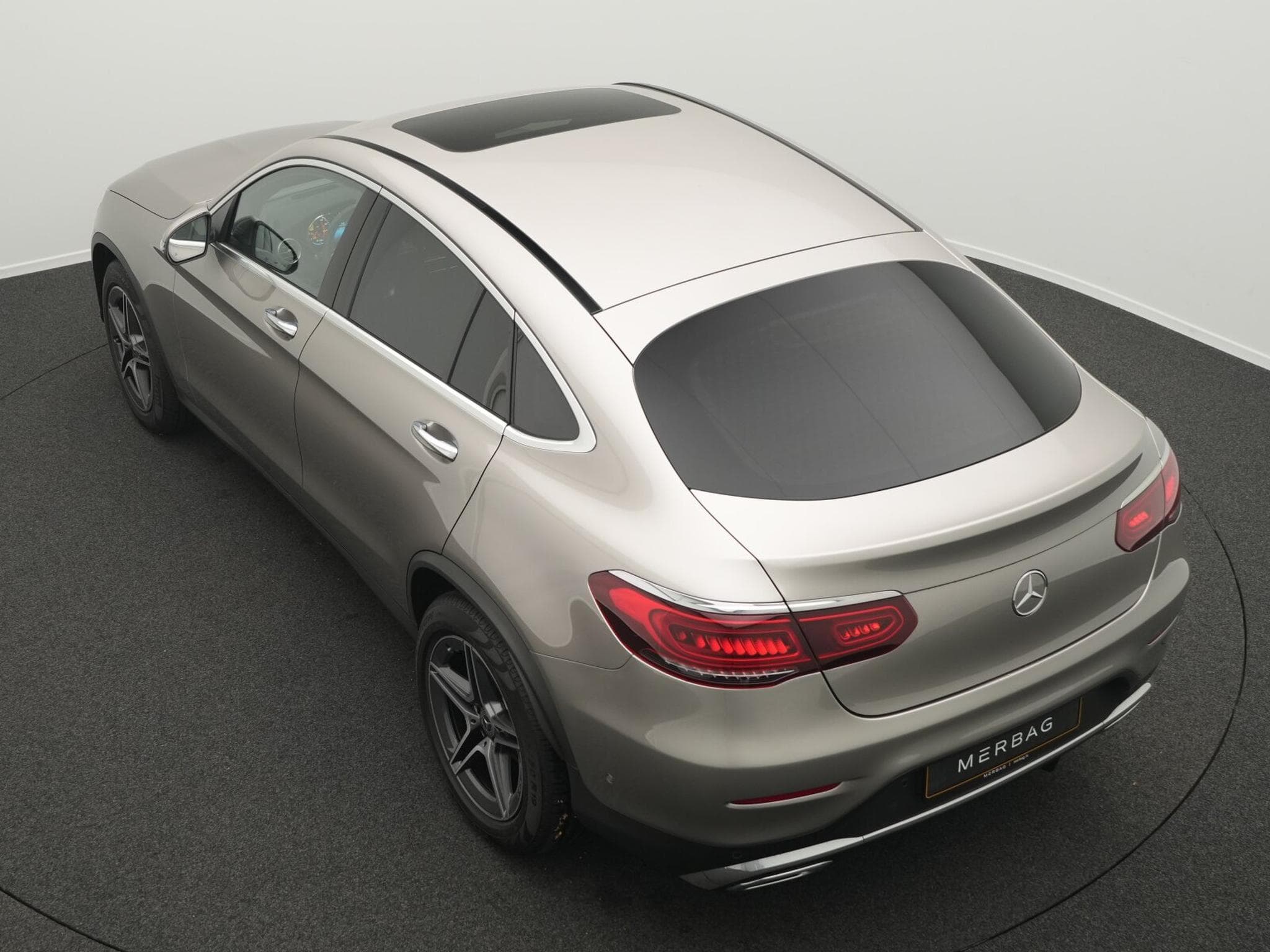Mercedes GLC 200 4MATIC Coupé AMG-Line (2020) - Photo 13