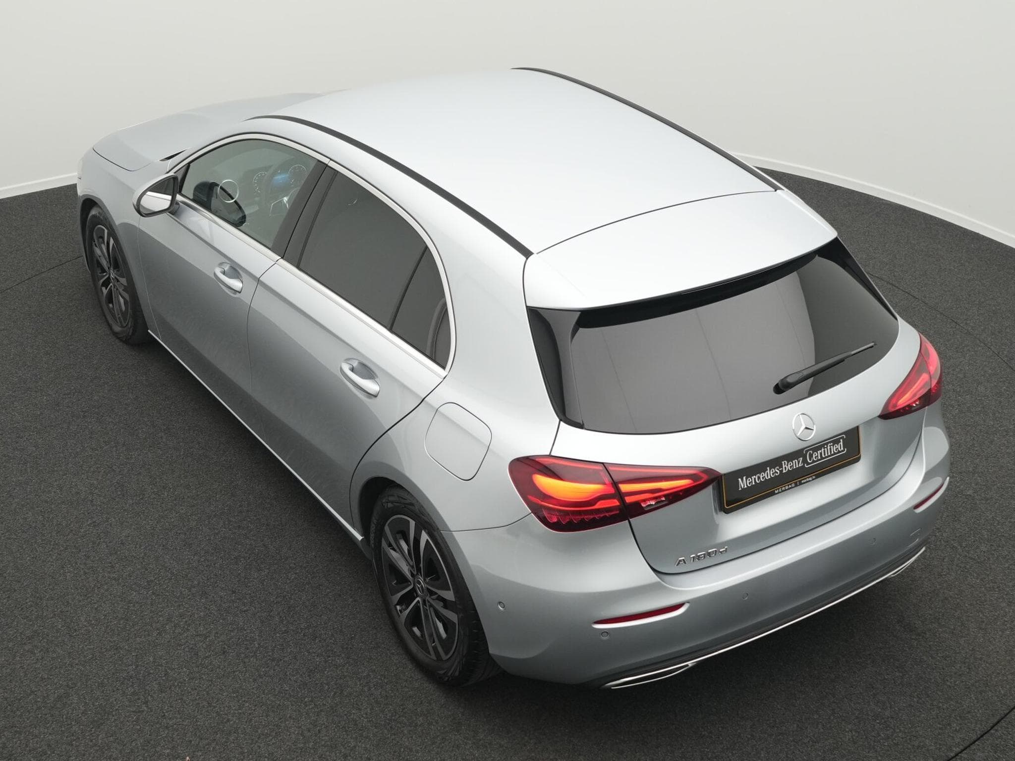 Mercedes A 180 d Progressive LED+Kamera+MBUX+ (2025) - Photo 13