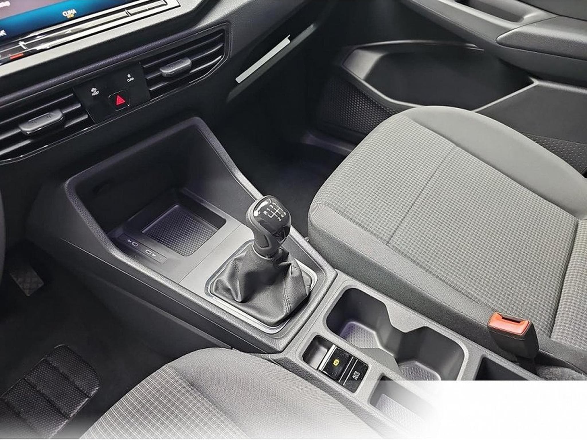 VW Caddy (2026) - Photo 11