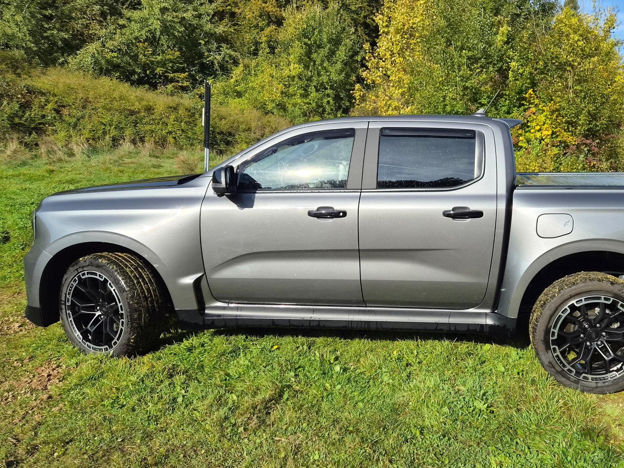 Ford Ranger Ranger 3.0 EcoBlue e-4WD MS-RT MS-RT (2025) - Photo 2