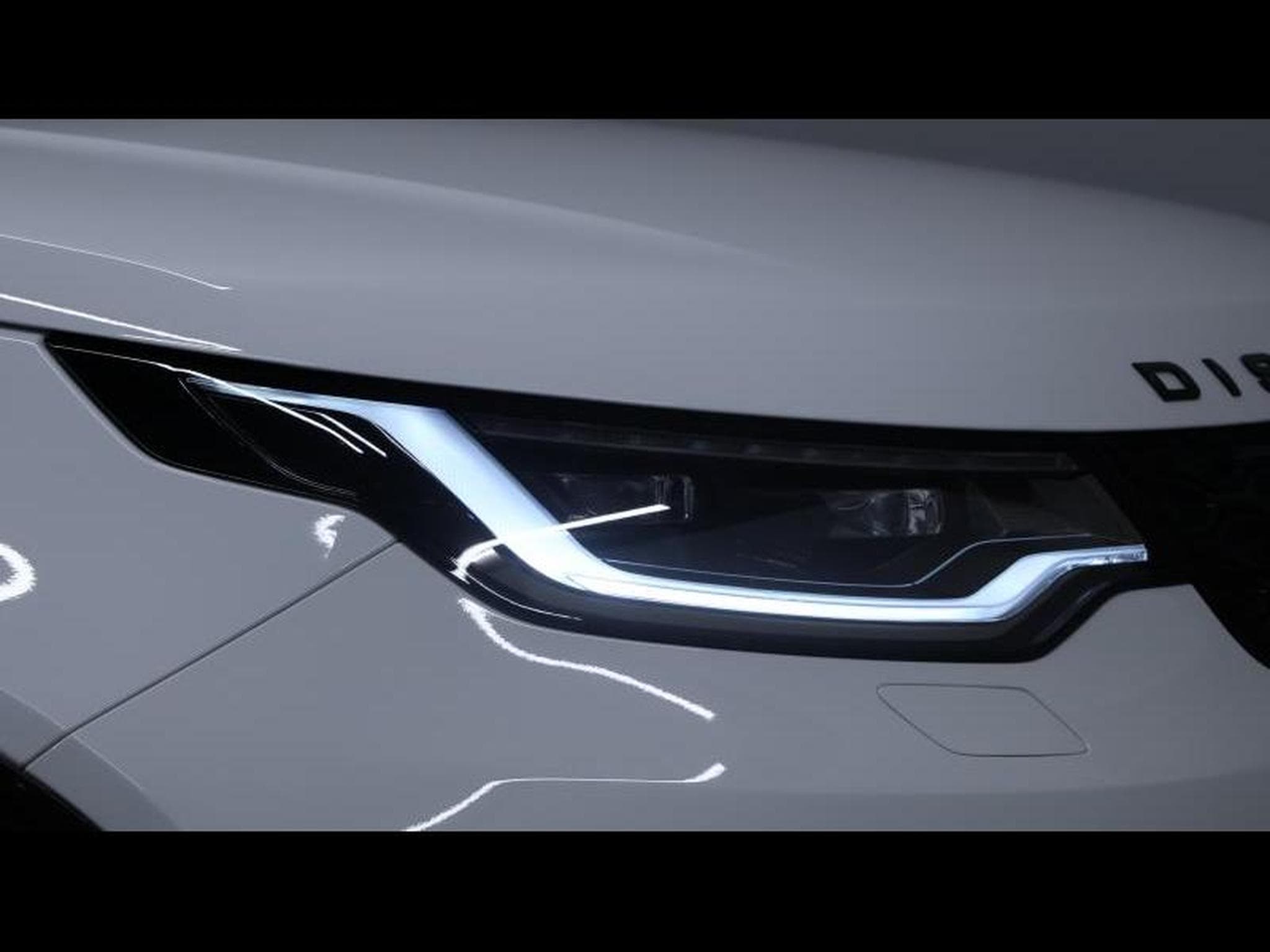 Land-Rover Discovery D250 S AWD Auto 7 places (2022) - Photo 11