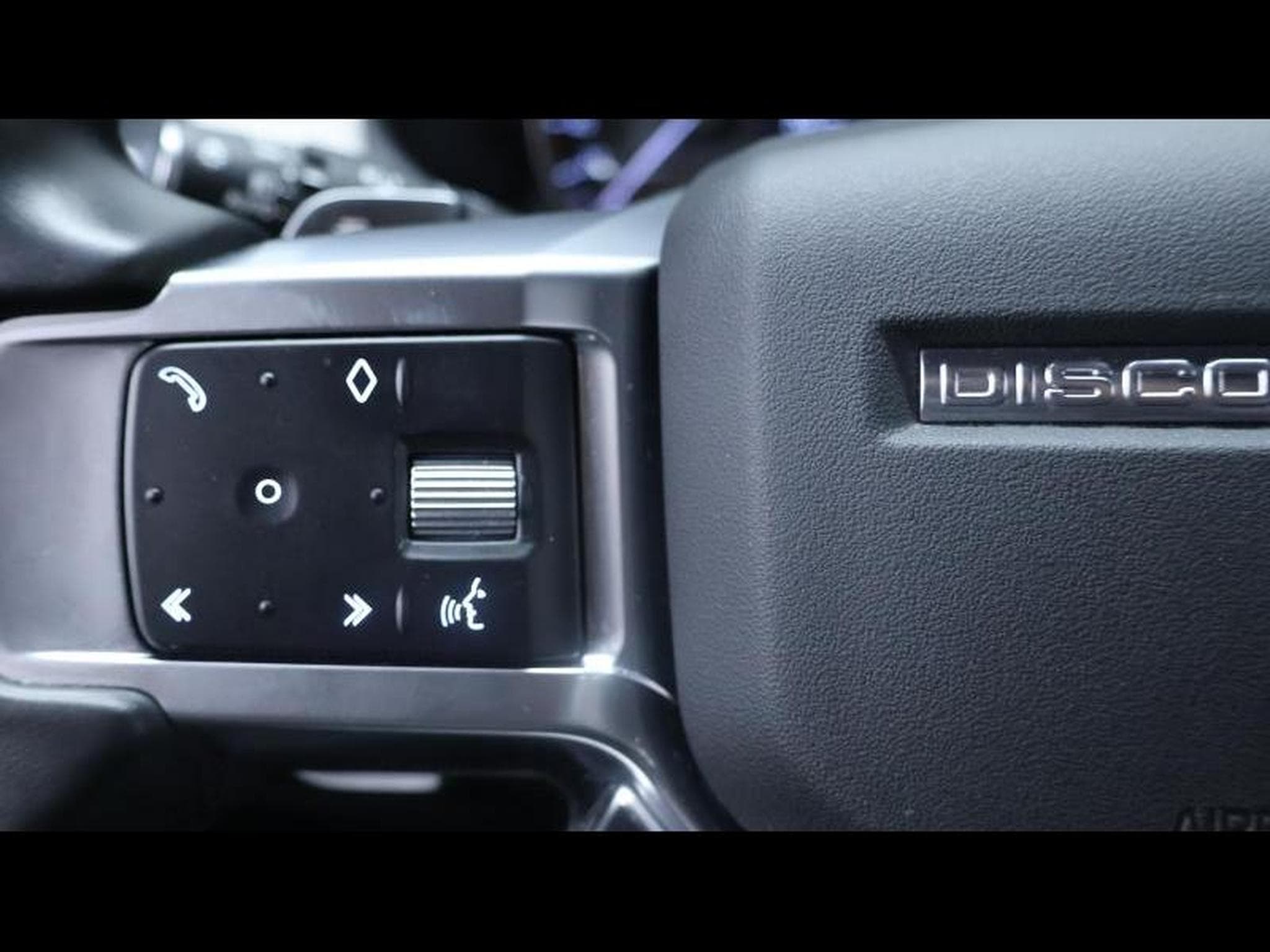 Land-Rover Discovery D250 S AWD Auto 7 places (2022) - Photo 26