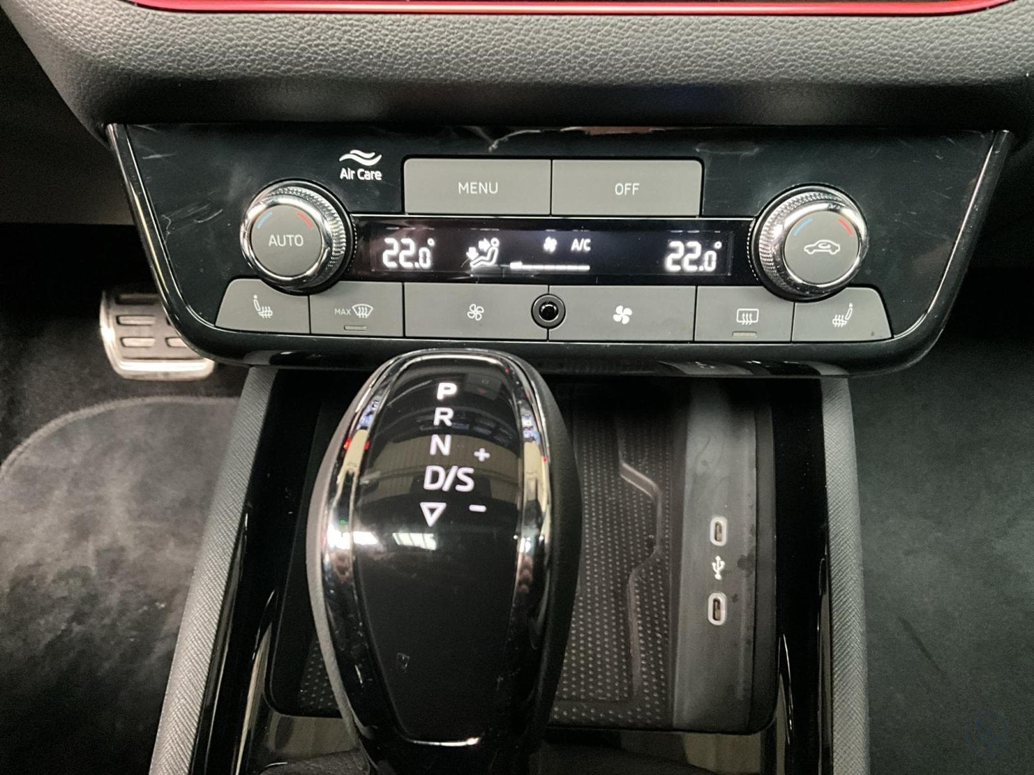 Skoda Kamiq Monte-Carlo+DSG+LED+Navi+DAB+ (2025) - Photo 15