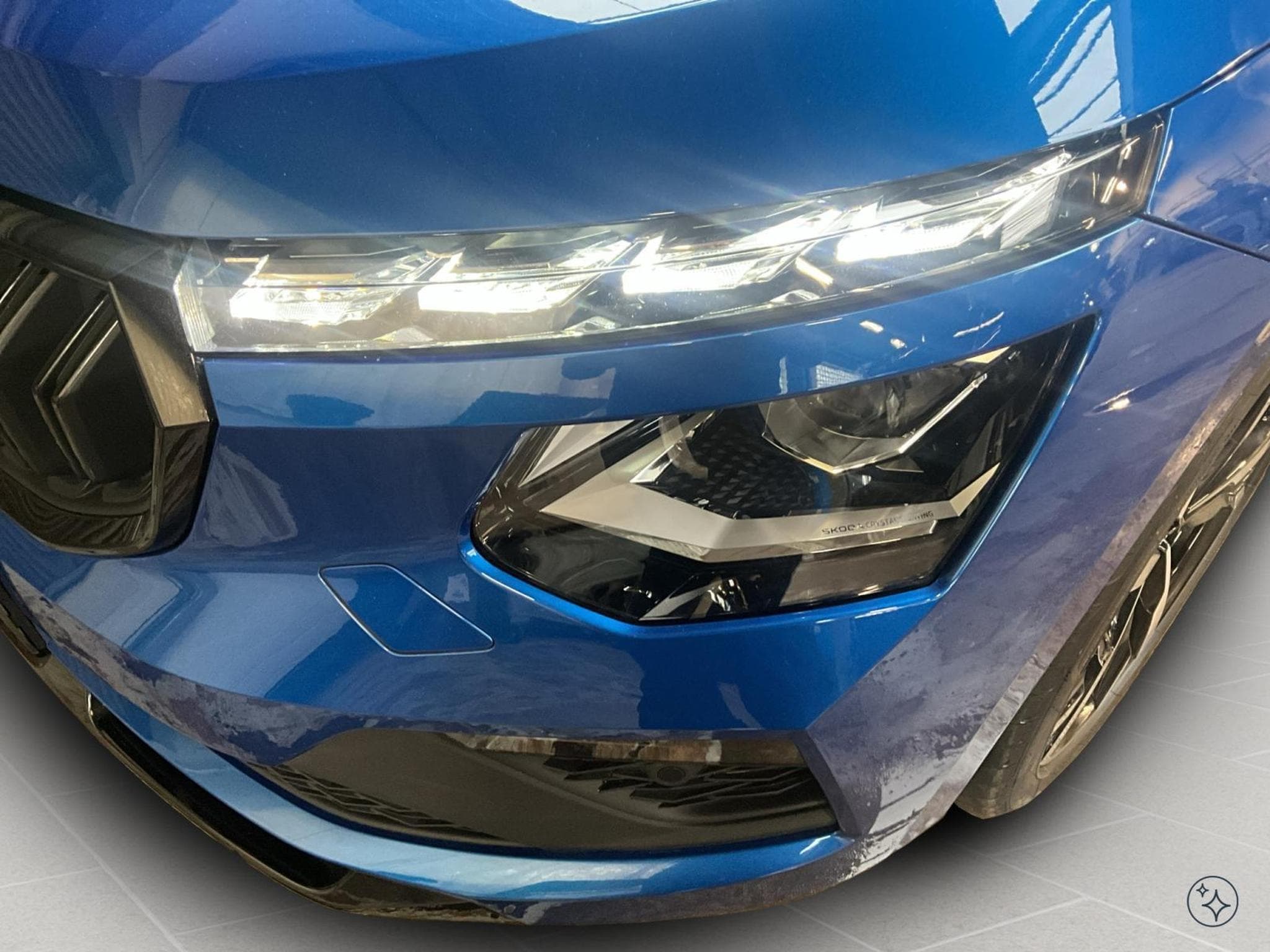 Skoda Kamiq Monte-Carlo+DSG+LM18+P.Park&Go+AHK+LED+NAVI+DAB (2025) - Photo 9