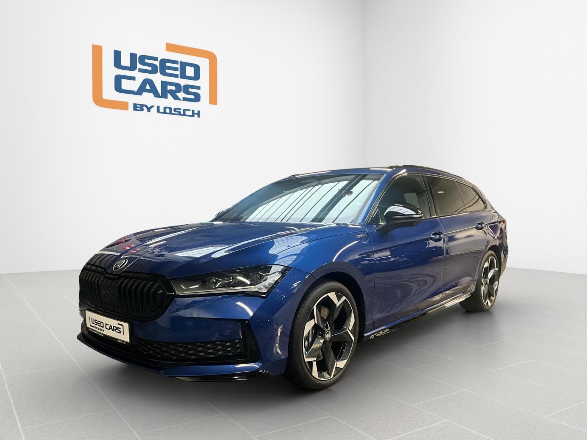 Skoda Superb Sportline+DSG+4x4+LM19+AHK+P.Assisted+Pano+Sound-System-Cant (2026) - Photo 1