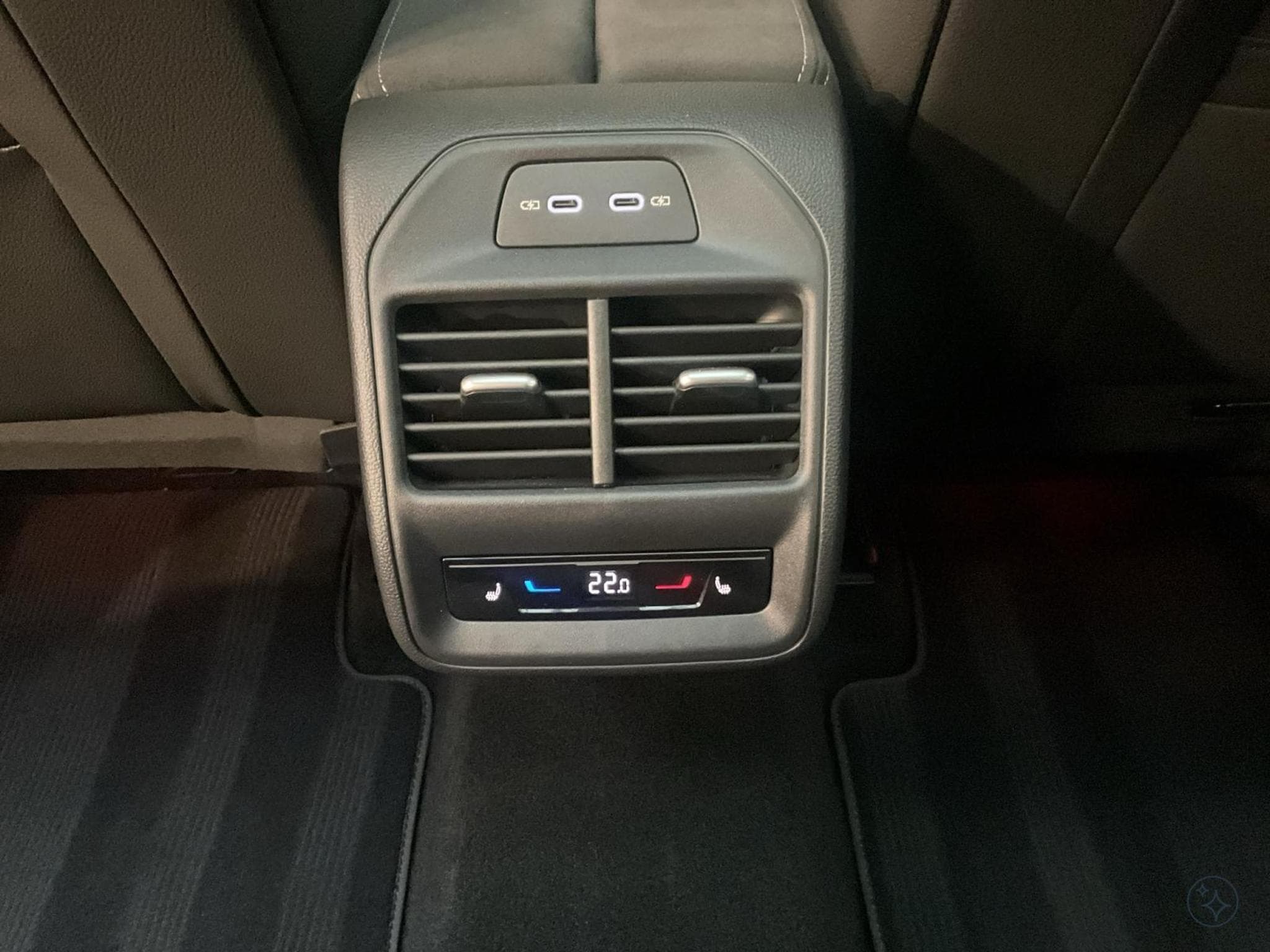 Skoda Superb Sportline+DSG+4x4+LM19+AHK+P.Assisted+Pano+Sound-System-Cant (2026) - Photo 19