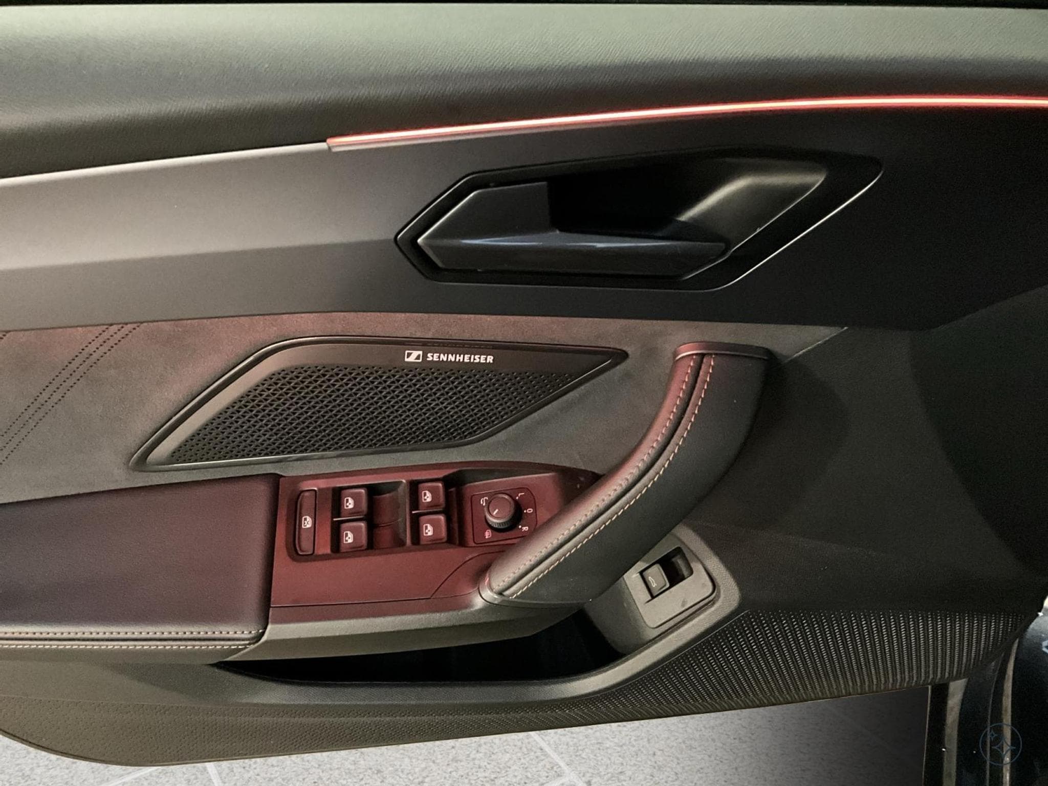 Cupra Leon ST+DSG+Pure-Perf.+Dinamica+Int.-Drive+AHK+Sennheiser (2025) - Photo 10
