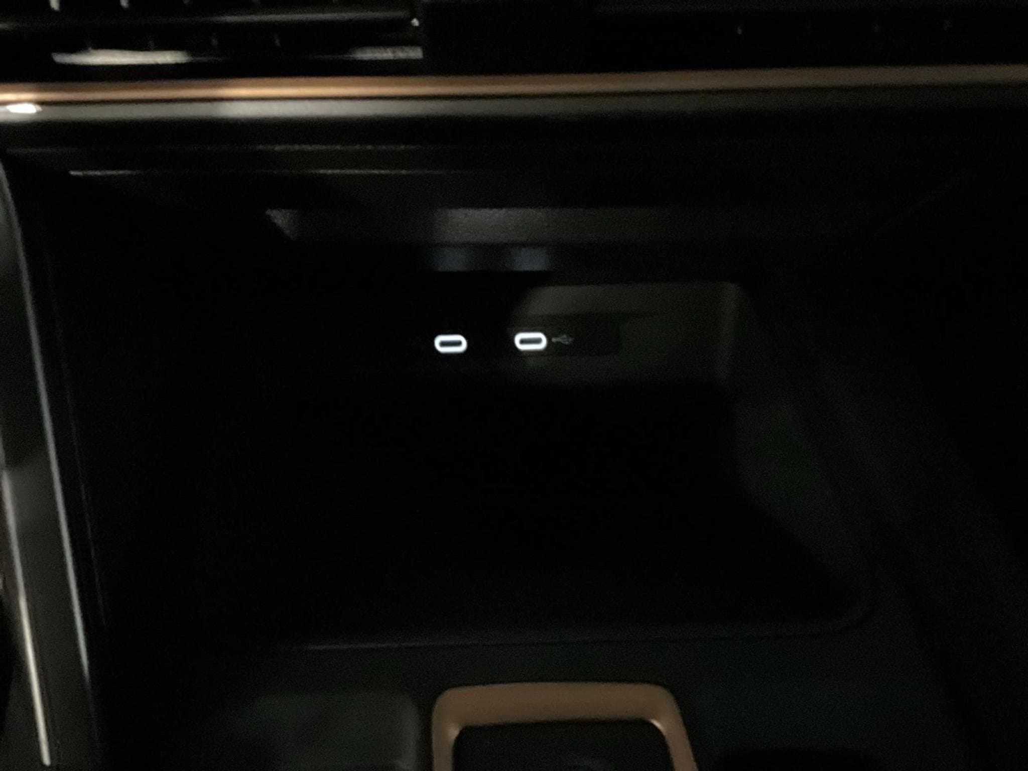Cupra Leon ST+DSG+Pure-Perf.+Dinamica+Int.-Drive+AHK+Sennheiser (2025) - Photo 22
