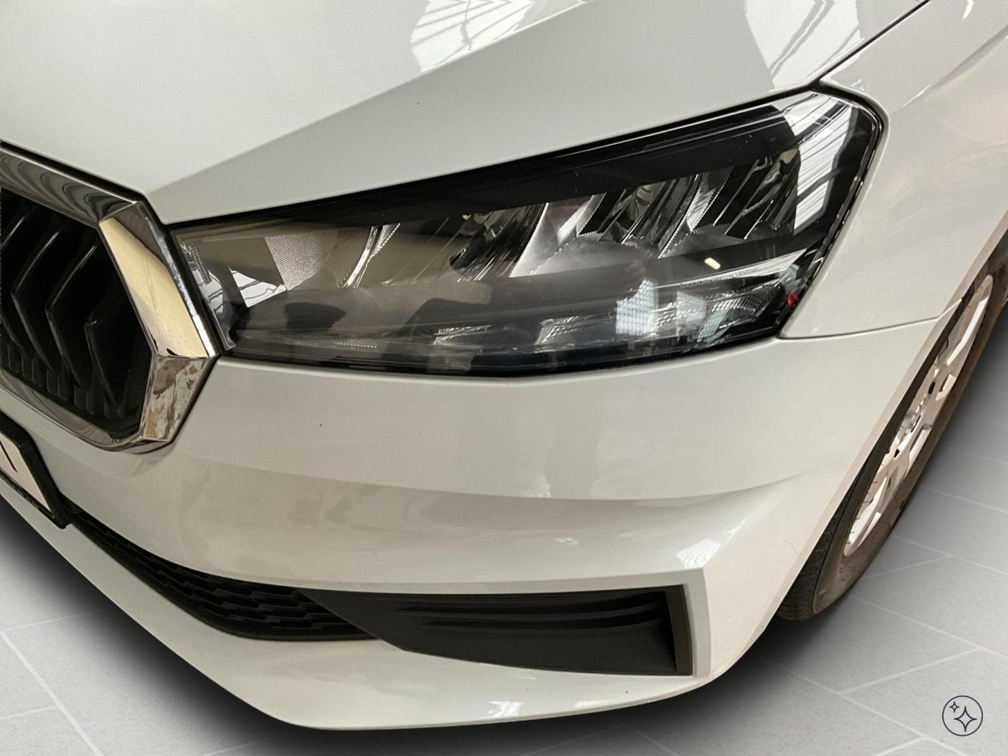 Skoda Fabia Essence+BVM+LED+DAB (2024) - Photo 9
