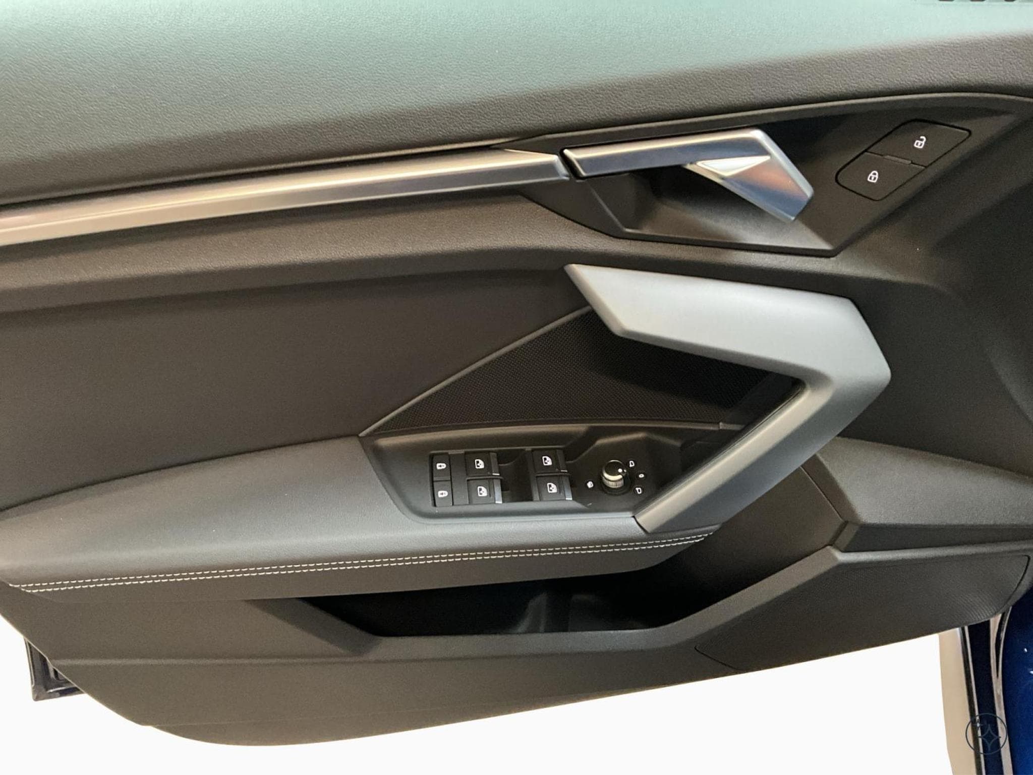 Audi A3 SB+S-Line+TFSI+S-Tronic+P.Business-Plus+Navi (2025) - Photo 10