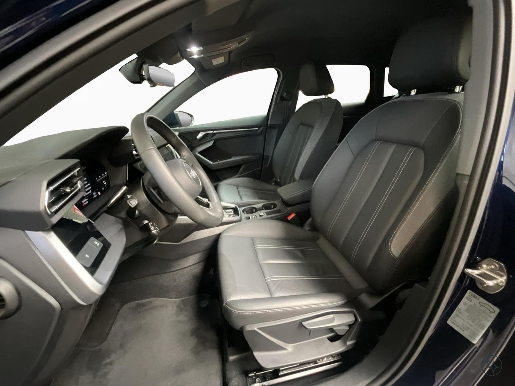 Audi A3 SB+S-Line+TFSI+S-Tronic+P.Business-Plus+Navi (2025) - Photo 11