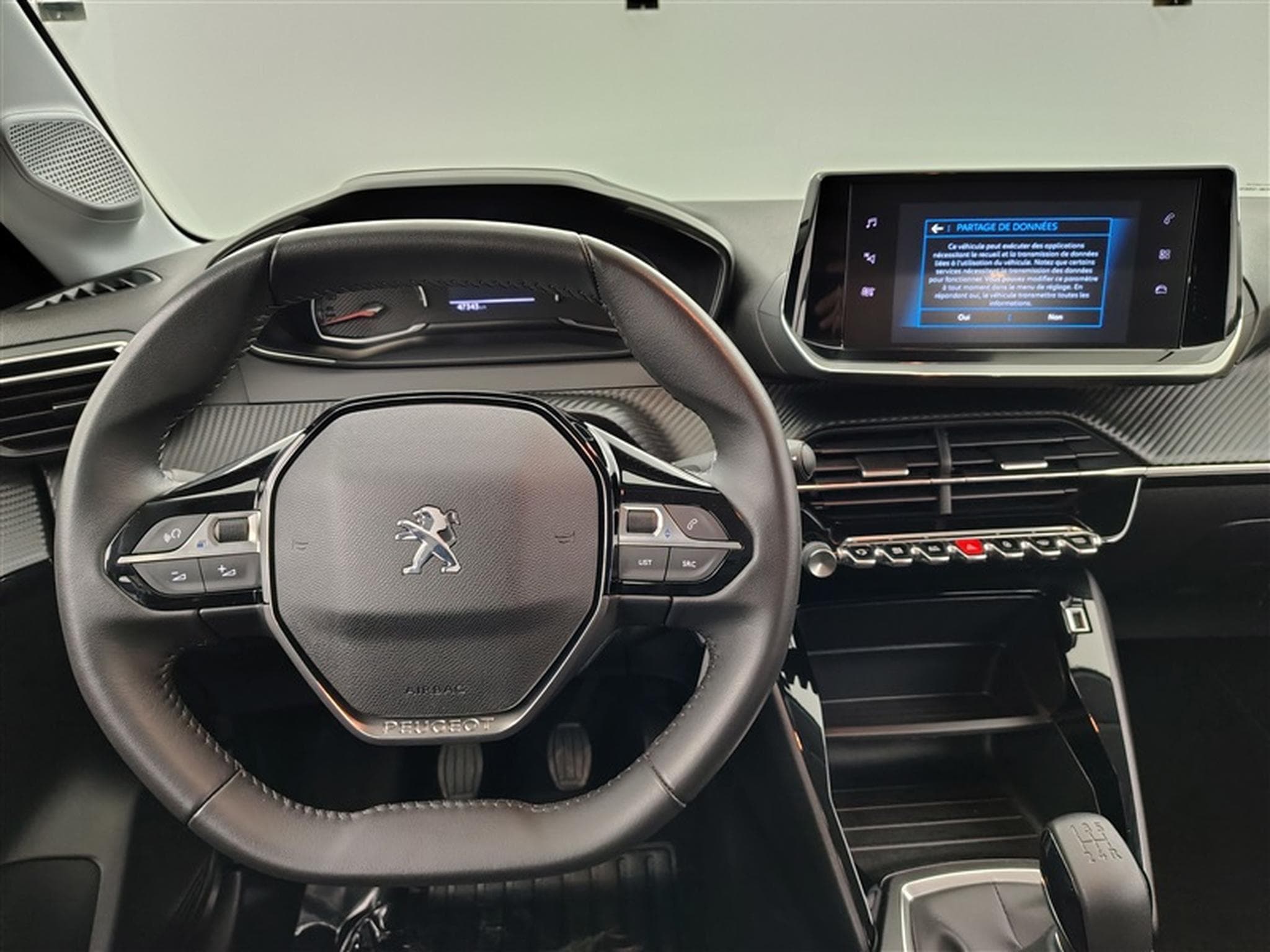 Peugeot 208 1.2i PureTech Active Pack (2022) - Photo 8