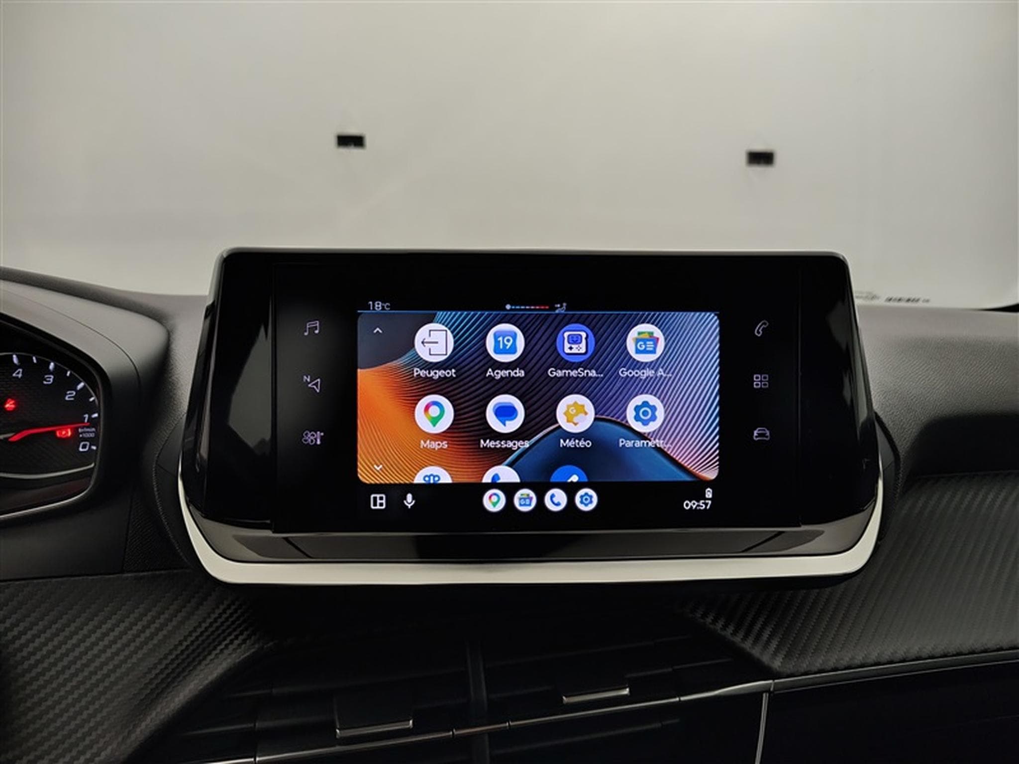 Peugeot 208 1.2i PureTech Active Pack (2022) - Photo 18