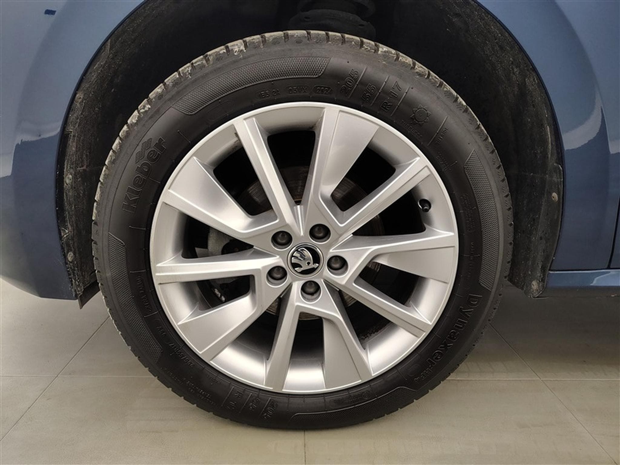 Skoda Kamiq 1.0 TSI Ambition APP / FULL LED / CAMERA / JA 16" (2021) - Photo 6