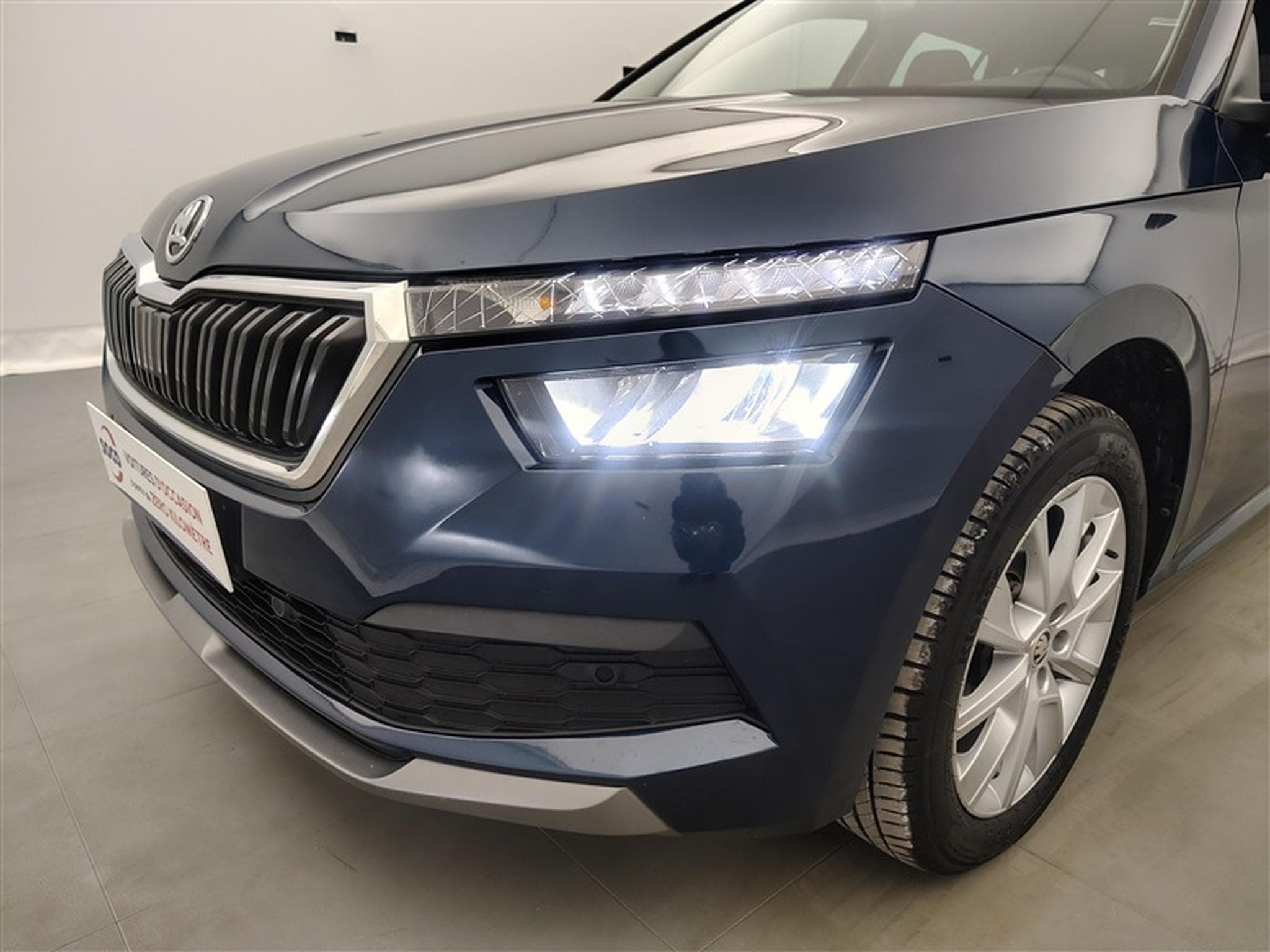 Skoda Kamiq 1.0 TSI Ambition APP / FULL LED / CAMERA / JA 16" (2021) - Photo 15