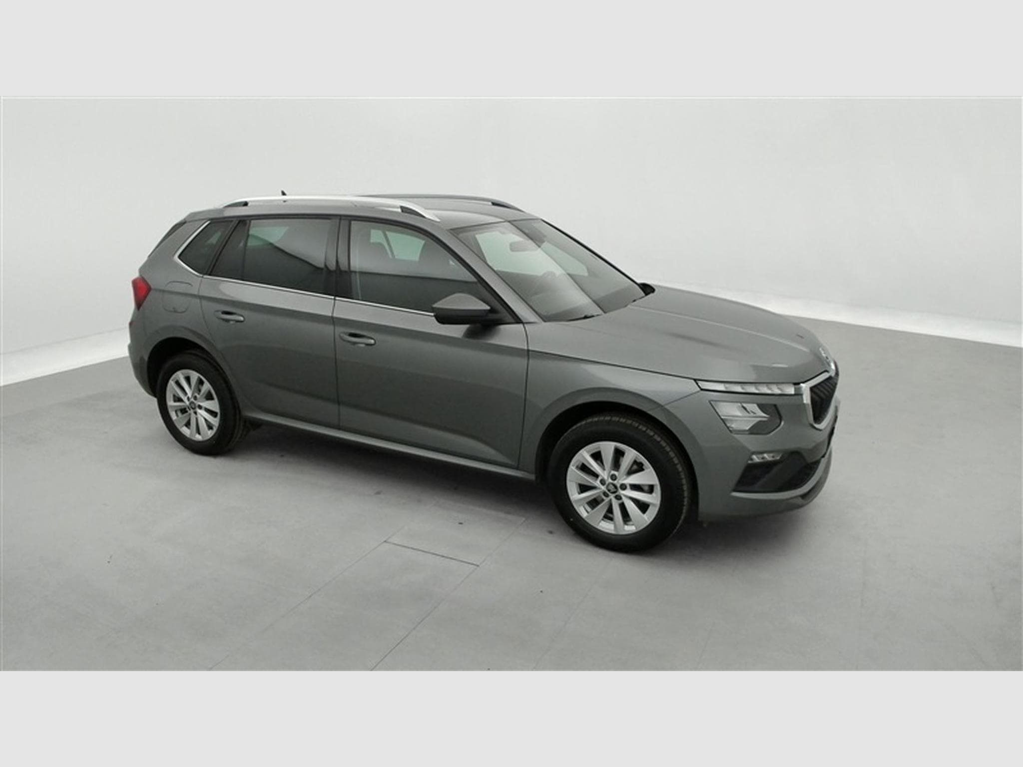 Skoda Kamiq 1.0 TSI 115Cv Selection CARPLAY / CAMERA / ALU / PDC (2025) - Photo 22
