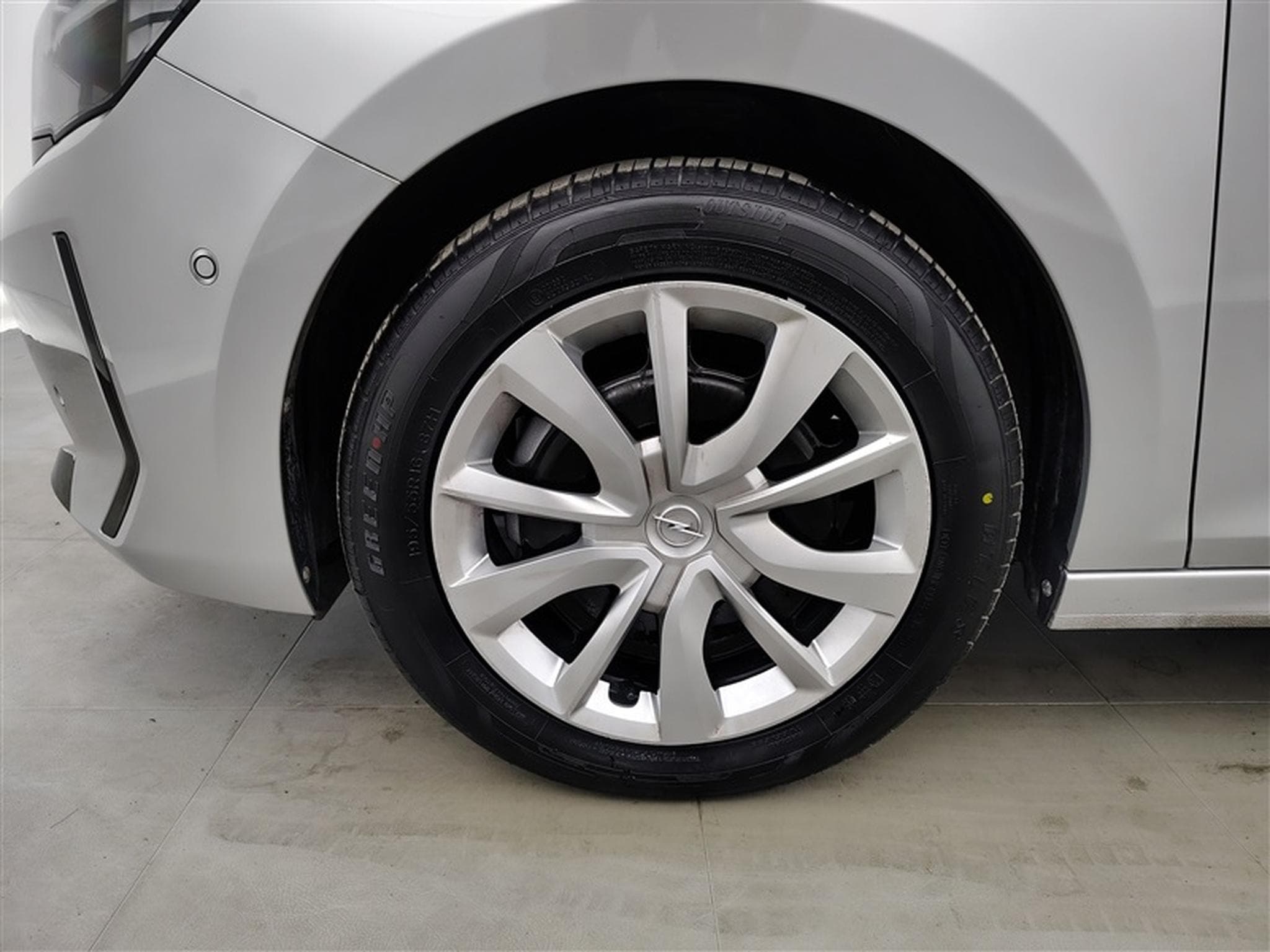 Opel Corsa 1.2 Turbo Edition S/S (2025) - Foto 6
