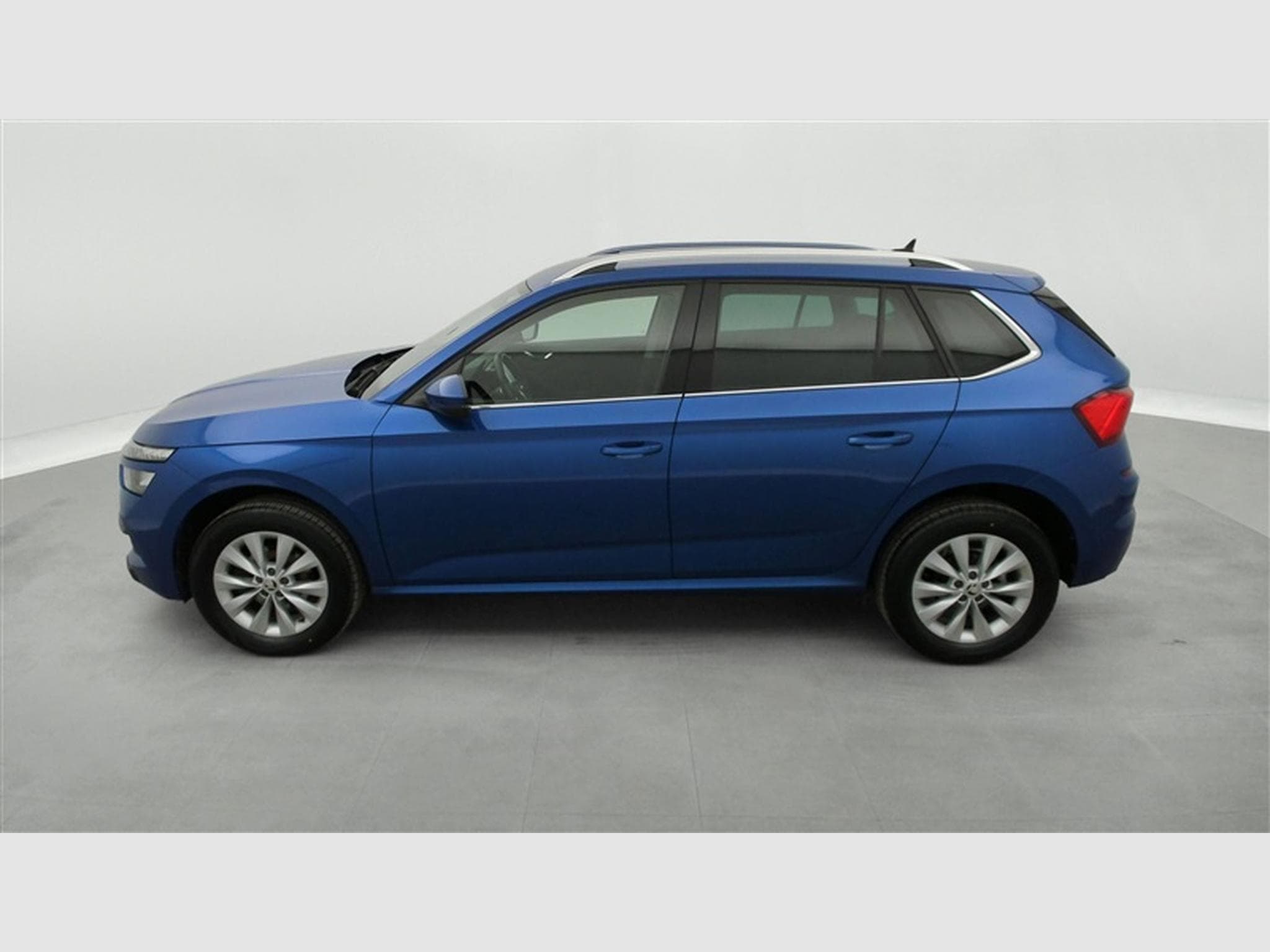 Skoda Kamiq 1.0 TSI Ambition CARPLAY / FULL LED / CAMERA / JA 16" (2022) - Photo 3