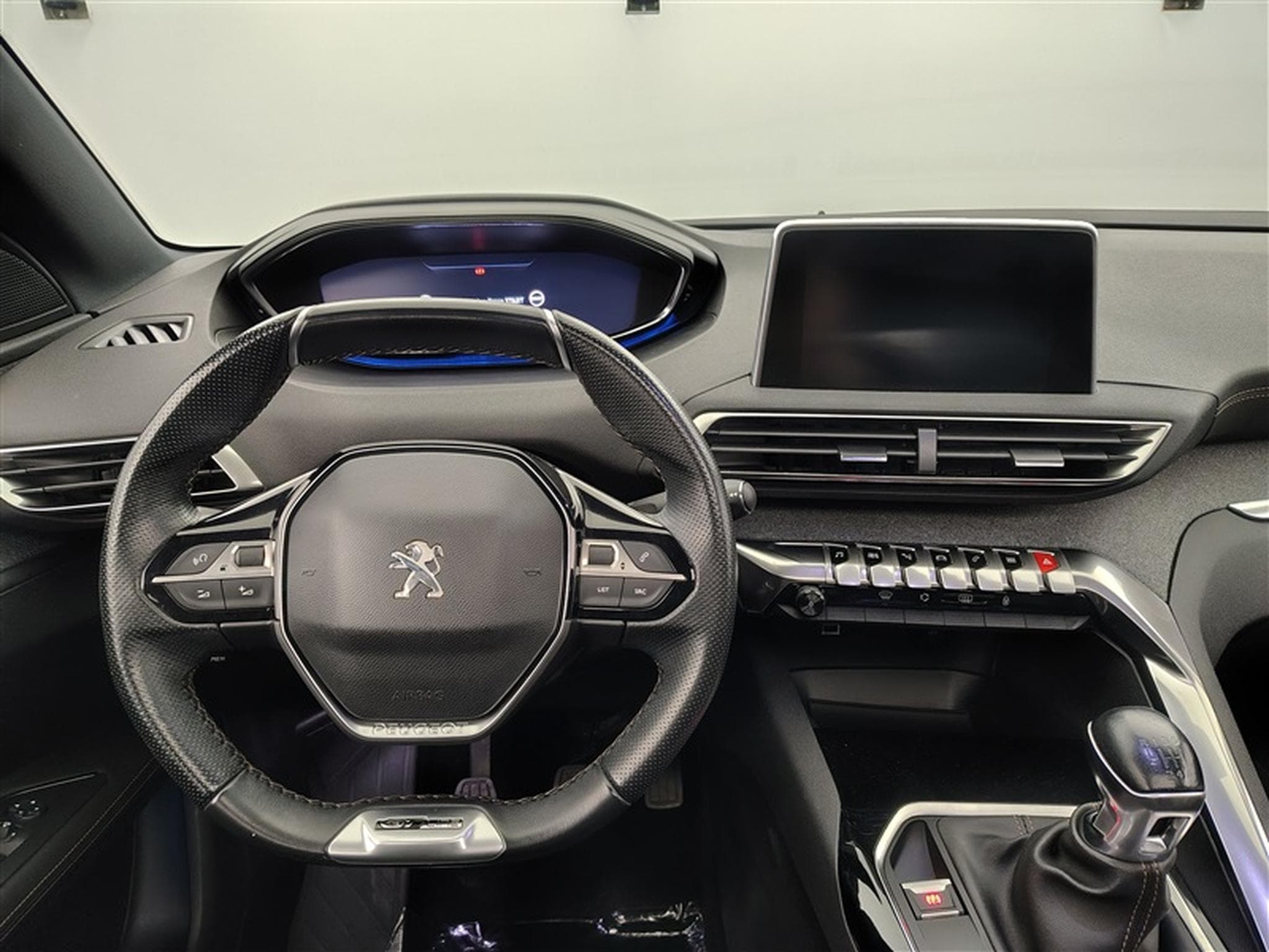 Peugeot 3008 1.2 PureTech GT Line (EU6.3) (2020) - Foto 9