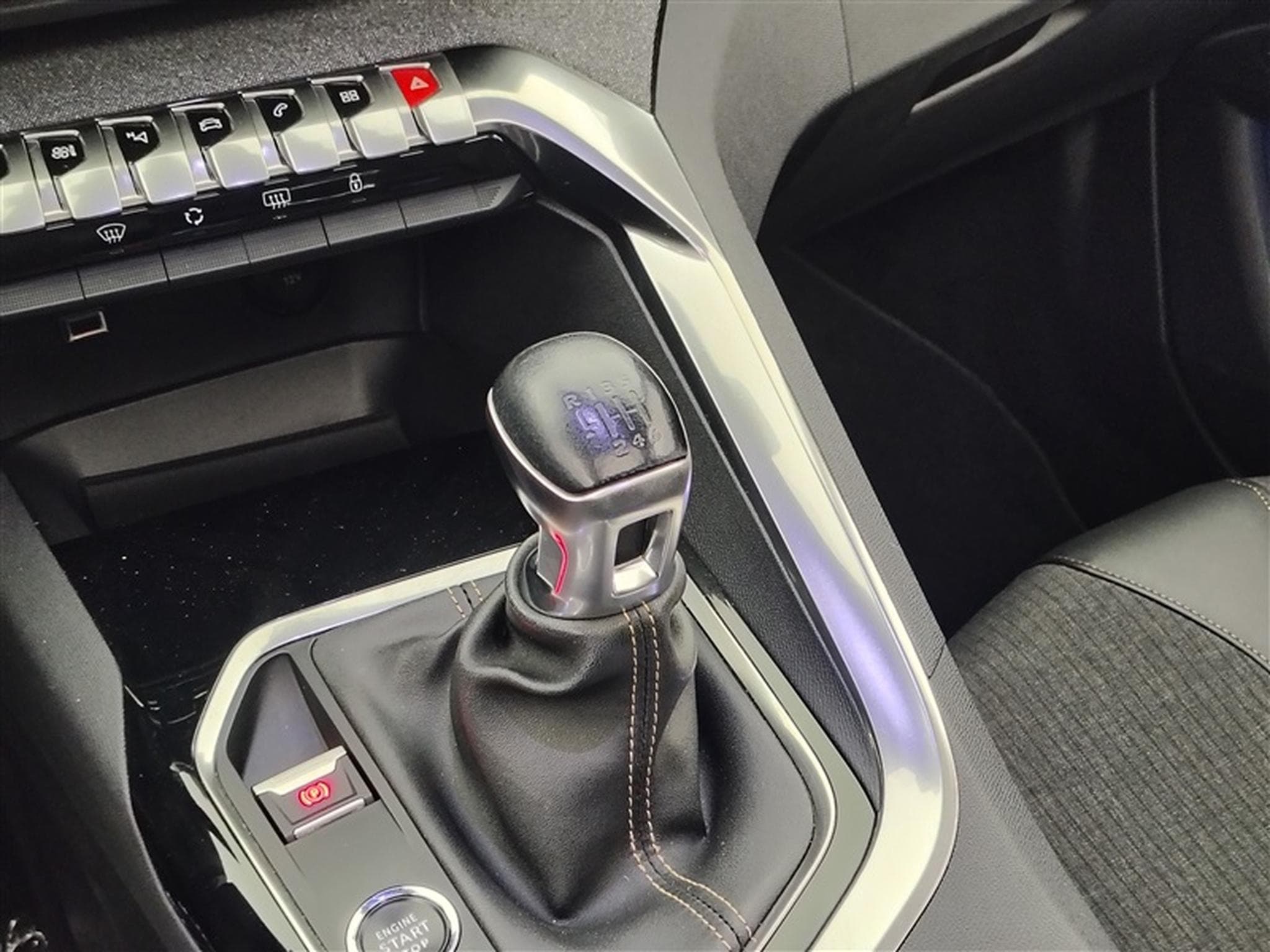 Peugeot 3008 1.2 PureTech GT Line (EU6.3) (2020) - Foto 12