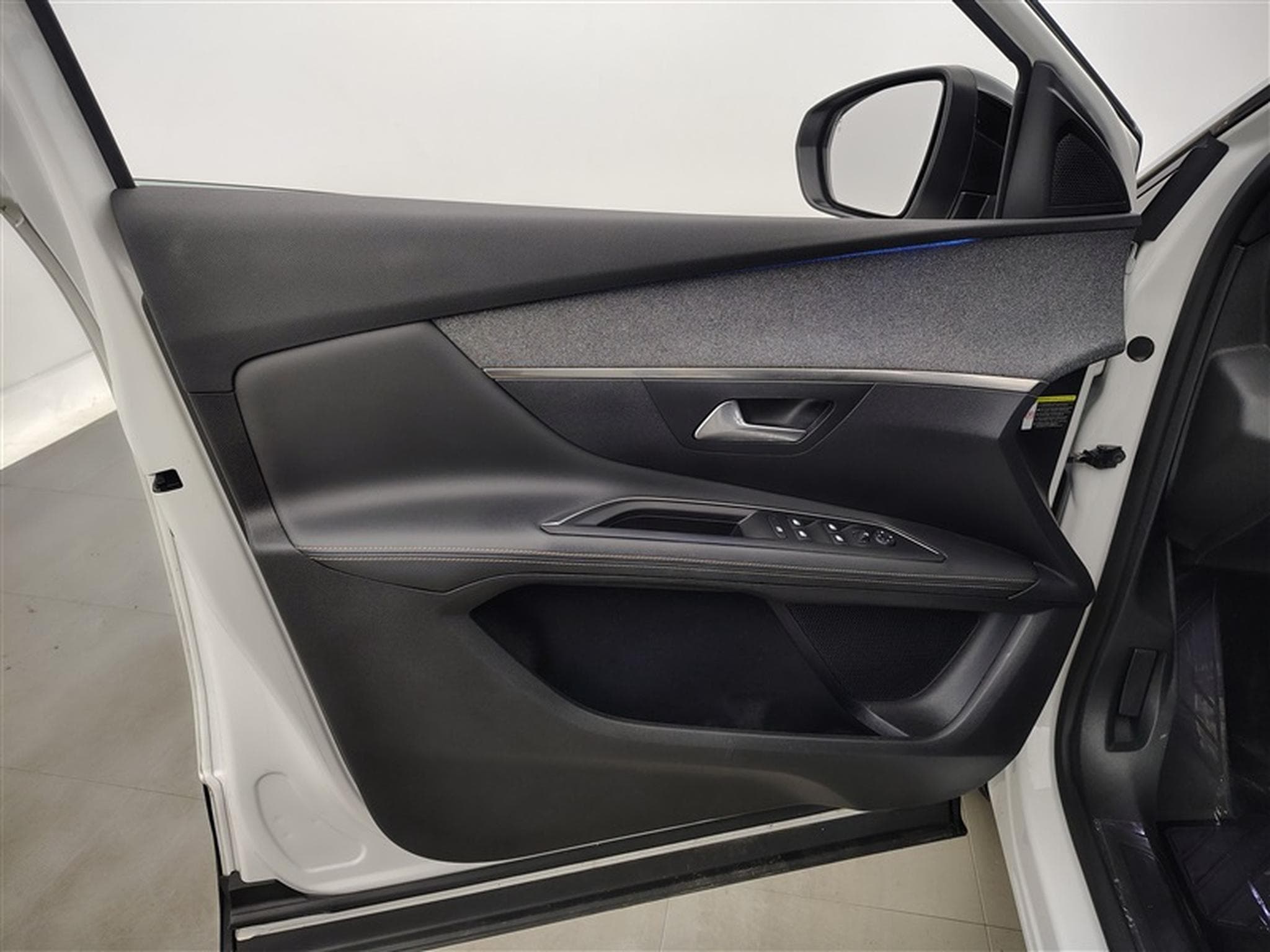 Peugeot 3008 1.2 PureTech GT Line (EU6.3) (2020) - Foto 17