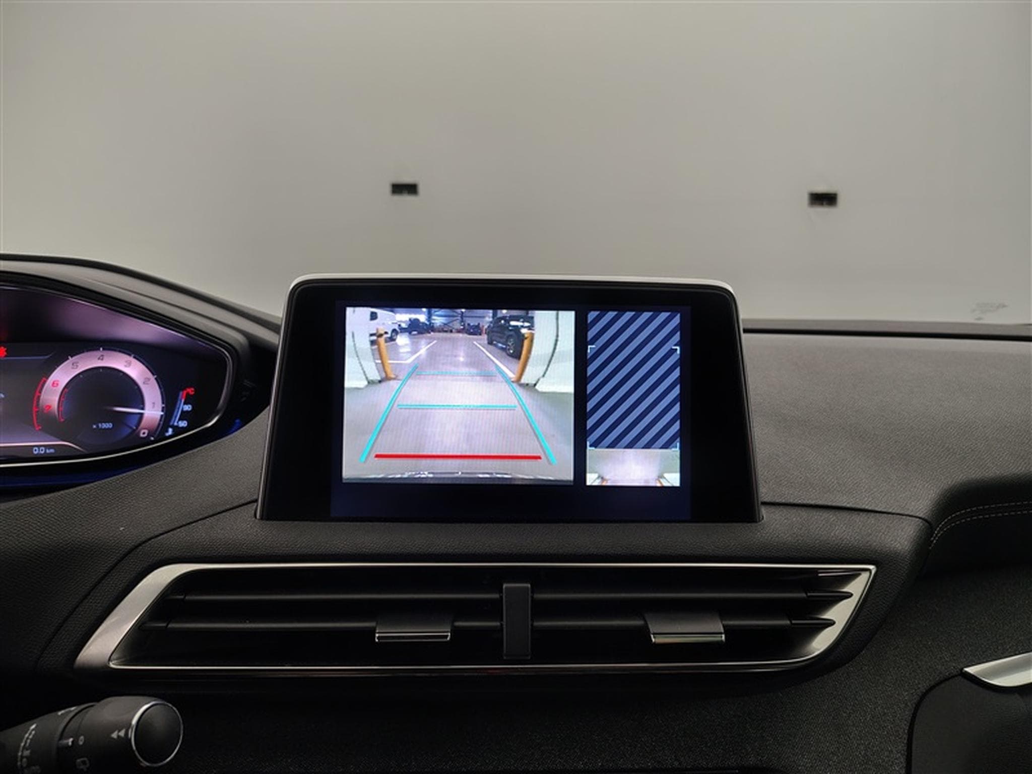 Peugeot 3008 1.2 PureTech GT Line (EU6.3) (2020) - Foto 18