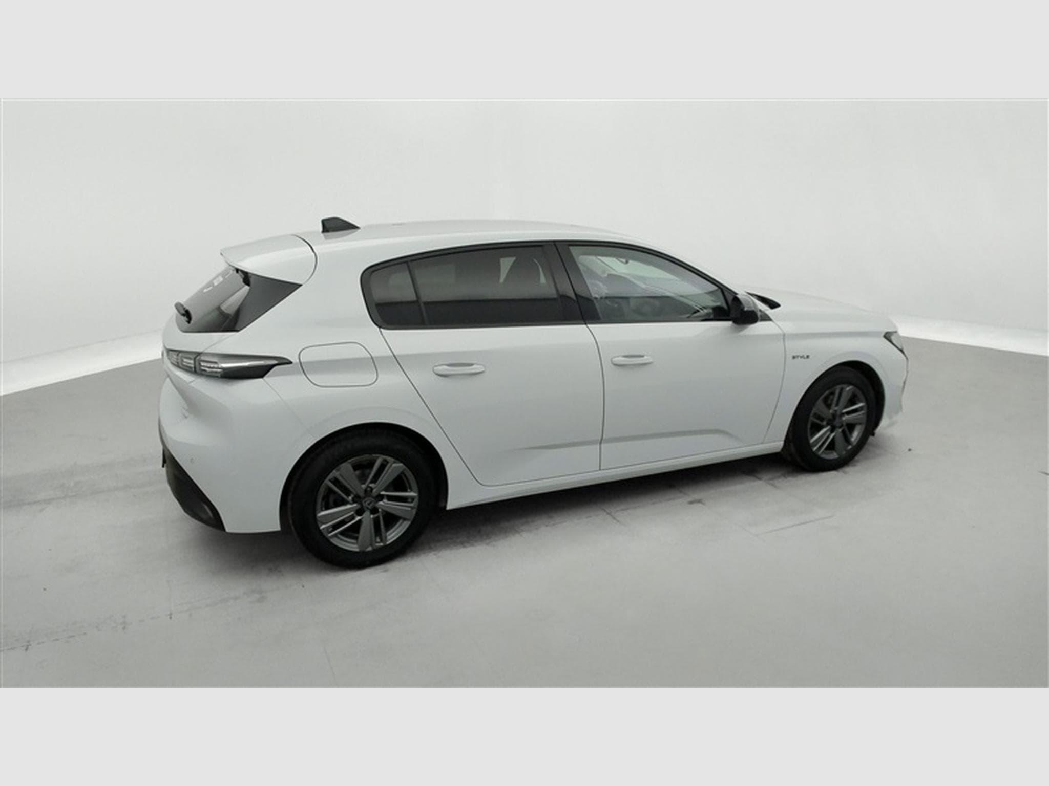 Peugeot 308 1.2 PureTech Style *CARPLAY/FULL LED/PDC/JA16* (2023) - Foto 24