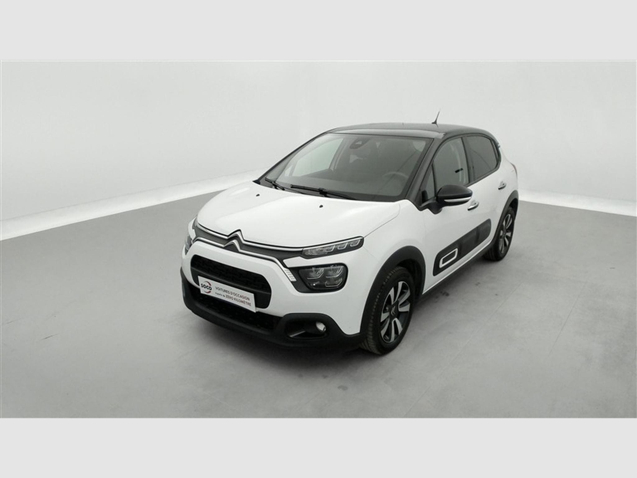 Citroen C3 1.2i PureTech Shine CARPLAY / FULL LED / JA 16" (2023) - Photo 1
