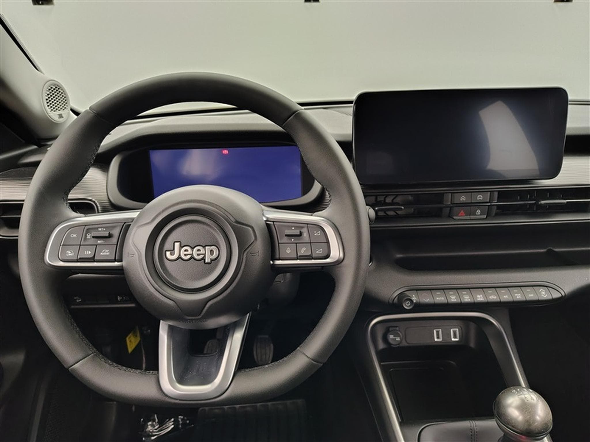 Jeep Avenger 1.2 Turbo 100cv Altitude NAVI / FULL LED / CUIR PARTIEL /CAM (2025) - Photo 9